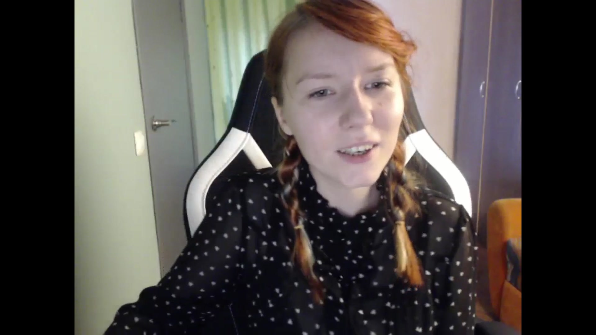 Gallery image thumbnail from NikiFoks18's myfreecams stream on, 09/11/2023, 07:32 image 5 of 20
