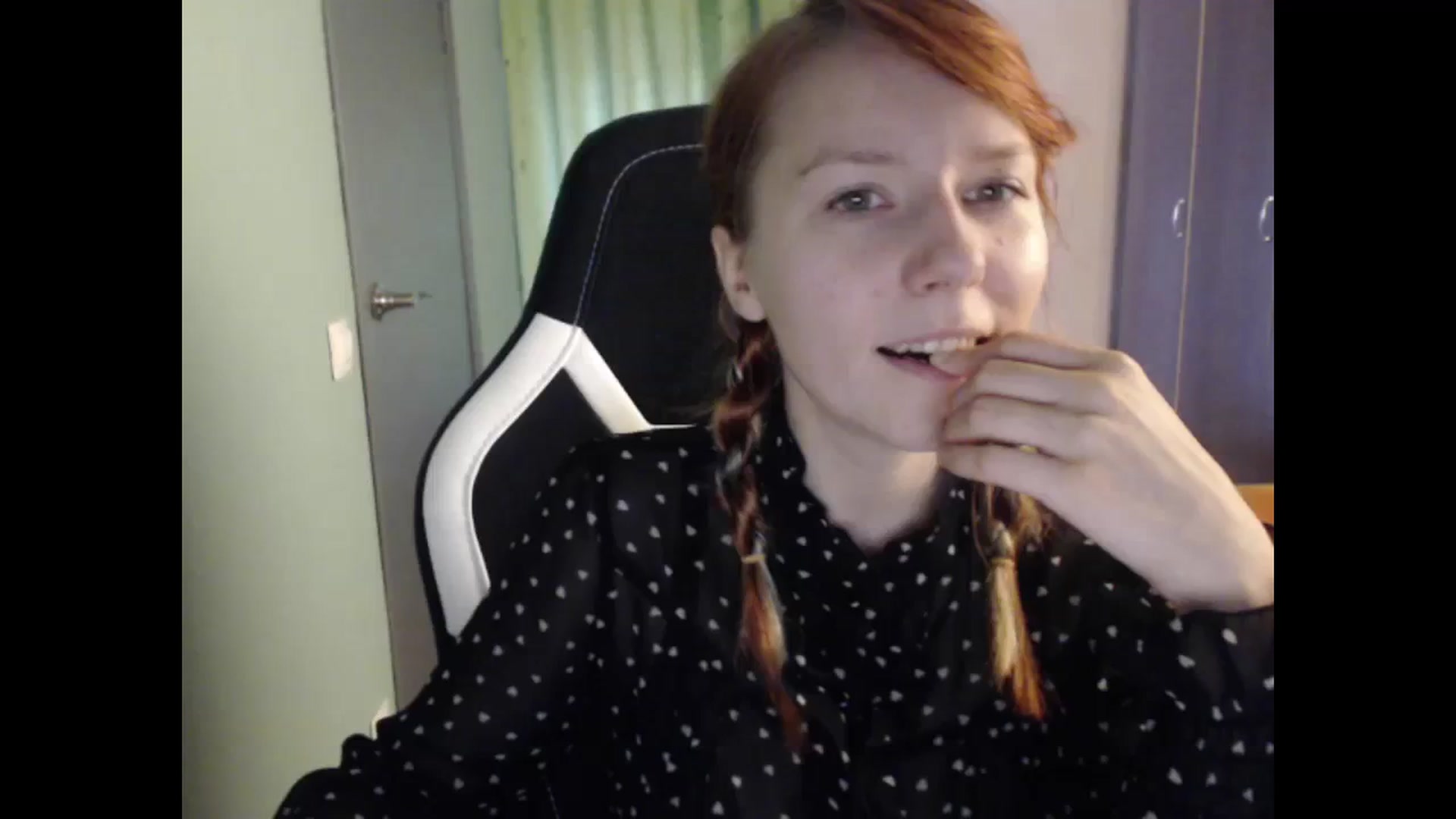 Gallery image thumbnail from NikiFoks18's myfreecams stream on, 09/11/2023, 07:32 image 20 of 20