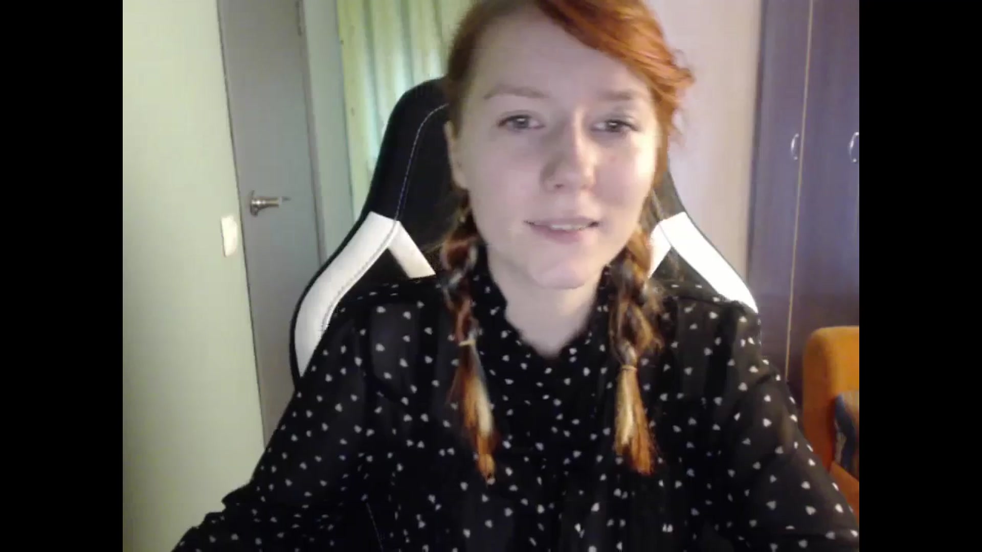 Gallery image thumbnail from NikiFoks18's myfreecams stream on, 09/11/2023, 07:32 image 7 of 20
