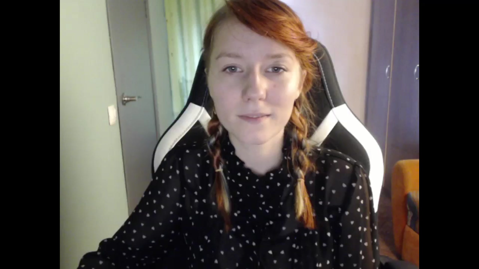 Gallery image thumbnail from NikiFoks18's myfreecams stream on, 09/11/2023, 07:32 image 14 of 20