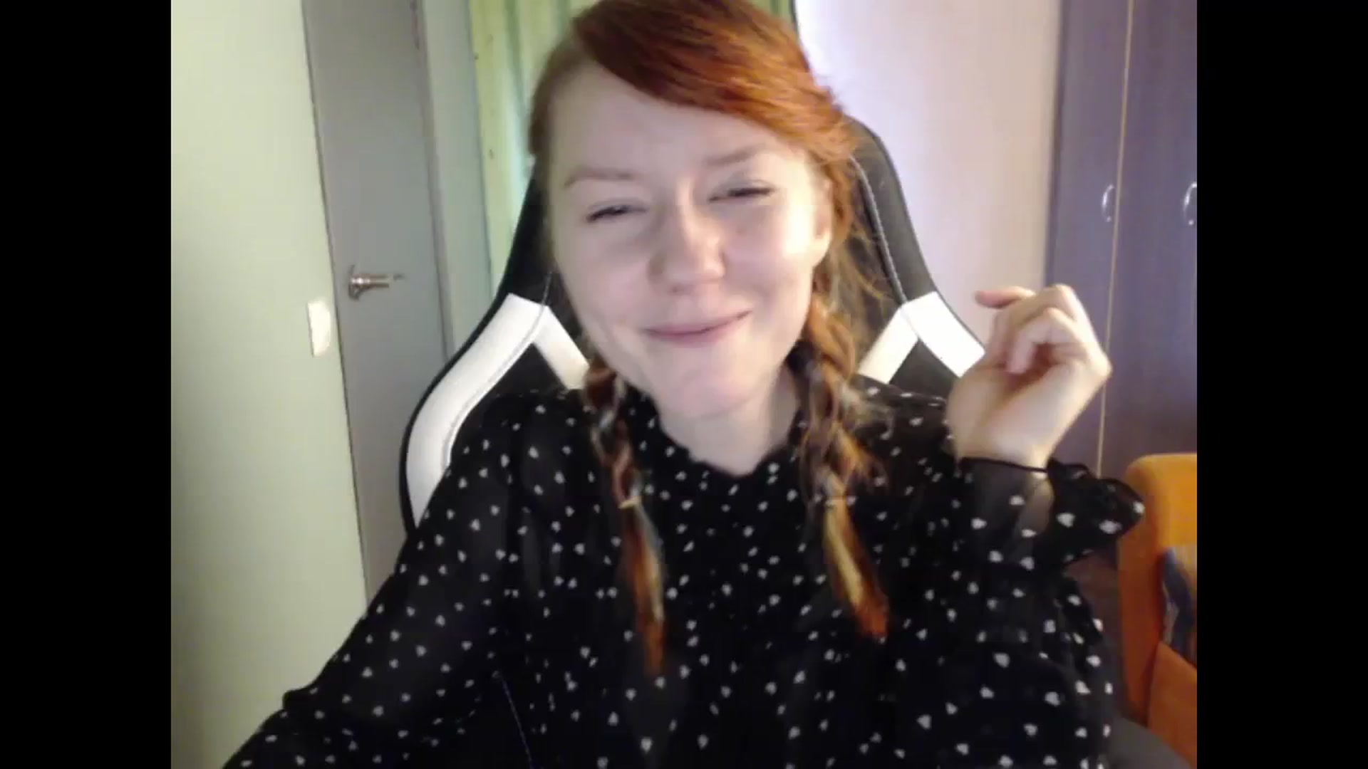 Gallery image thumbnail from NikiFoks18's myfreecams stream on, 09/11/2023, 08:54 image 12 of 20