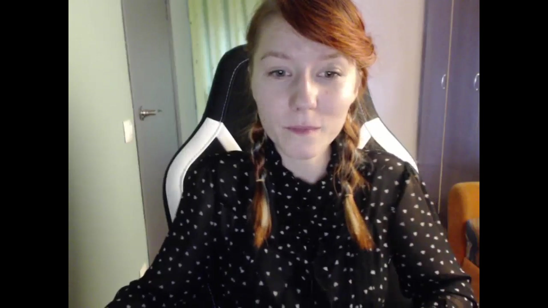 Gallery image thumbnail from NikiFoks18's myfreecams stream on, 09/11/2023, 08:54 image 13 of 20
