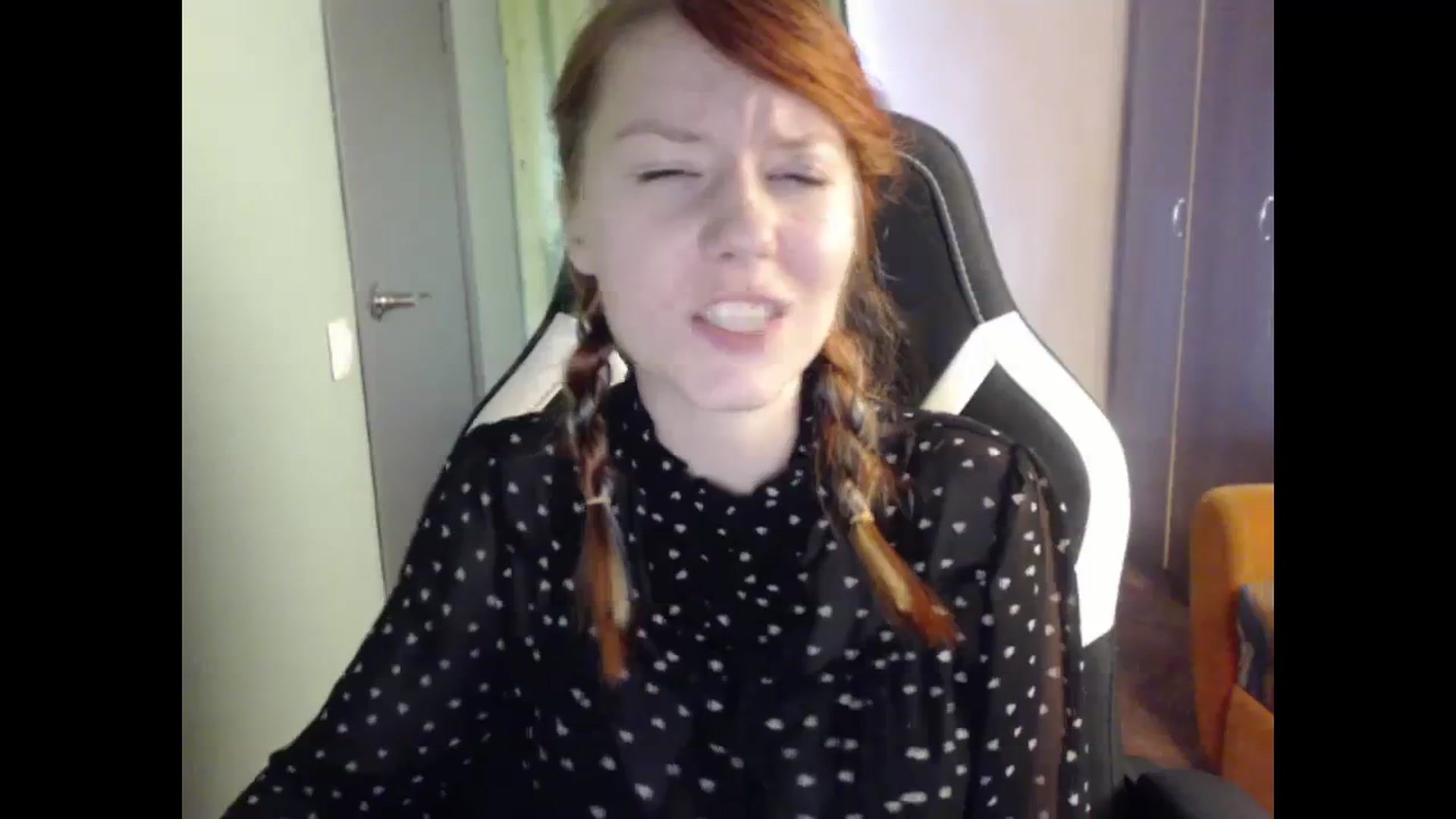 Gallery image thumbnail from NikiFoks18's myfreecams stream on, 09/11/2023, 08:54 image 8 of 20