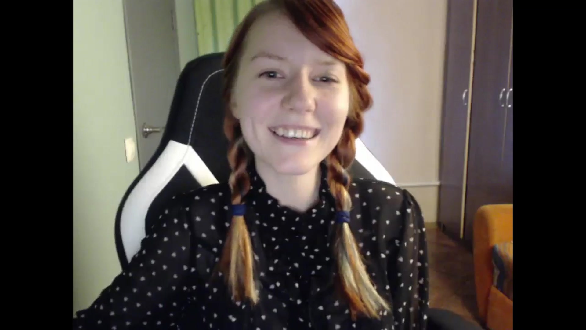 Gallery image thumbnail from NikiFoks18's myfreecams stream on, 09/12/2023, 07:57 image 12 of 20