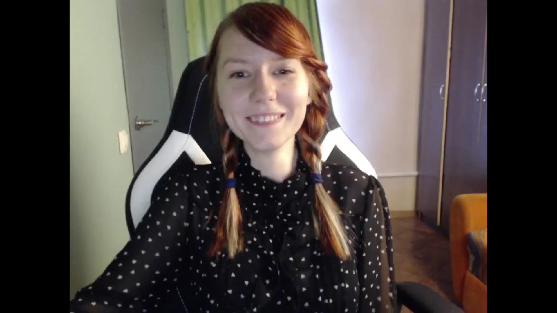 Gallery image thumbnail from NikiFoks18's myfreecams stream on, 09/12/2023, 08:43 image 7 of 20