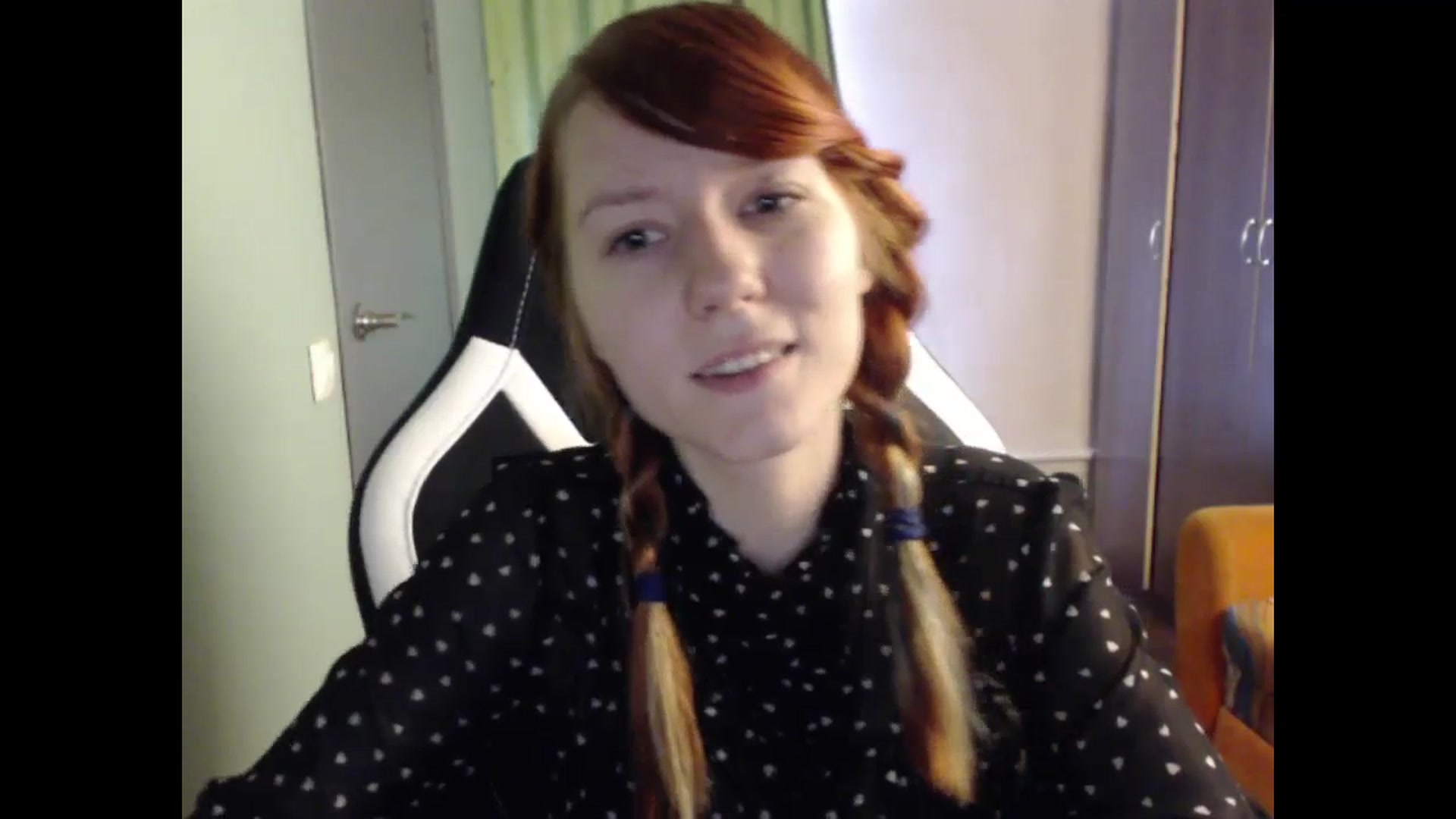 Gallery image thumbnail from NikiFoks18's myfreecams stream on, 09/12/2023, 08:43 image 12 of 20