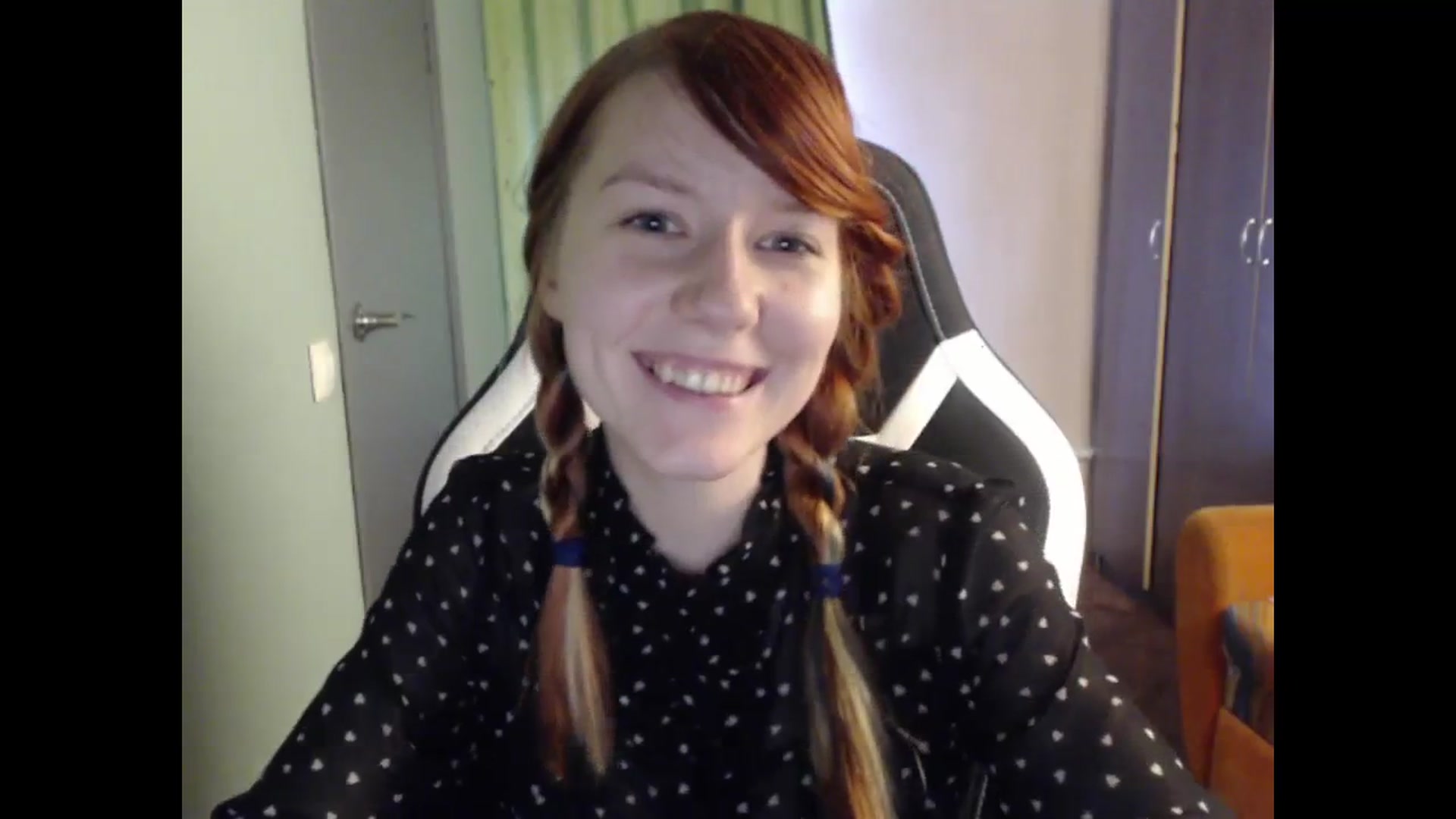 Gallery image thumbnail from NikiFoks18's myfreecams stream on, 09/12/2023, 08:43 image 18 of 20