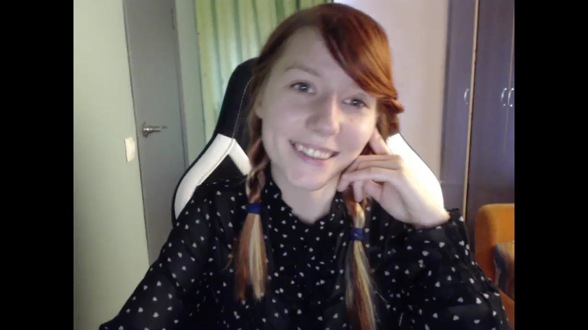 Gallery image thumbnail from NikiFoks18's myfreecams stream on, 09/12/2023, 08:43 image 20 of 20