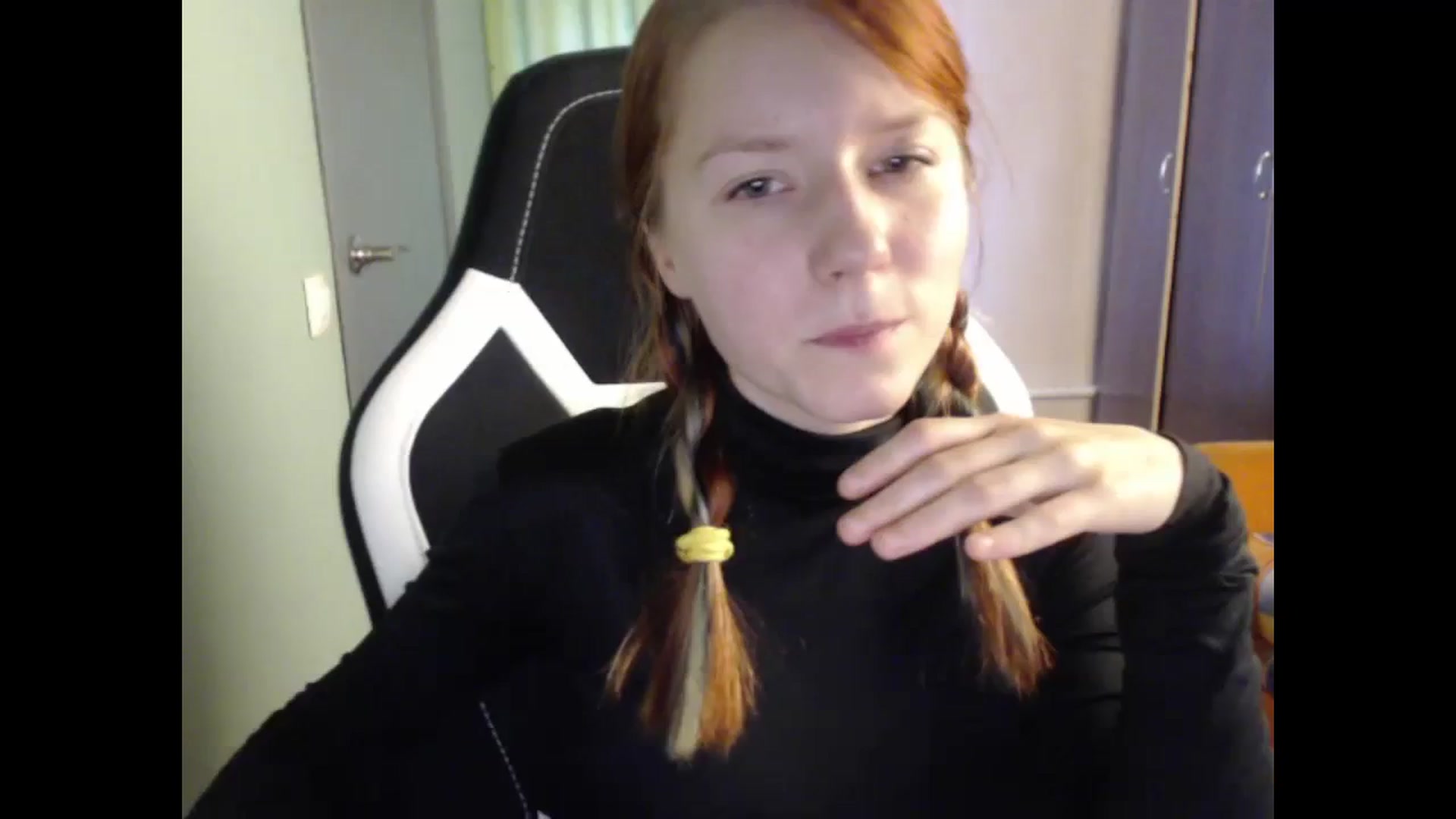 Gallery image thumbnail from NikiFoks18's myfreecams stream on, 09/14/2023, 09:18 image 13 of 20