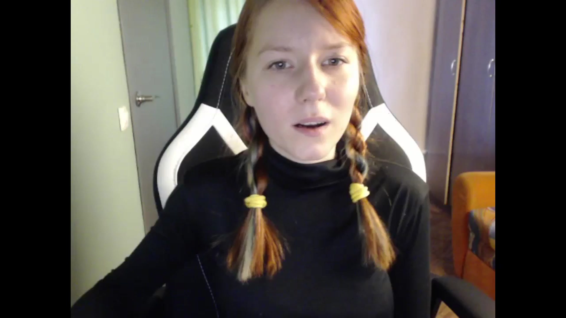 Gallery image thumbnail from NikiFoks18's myfreecams stream on, 09/14/2023, 09:18 image 8 of 20