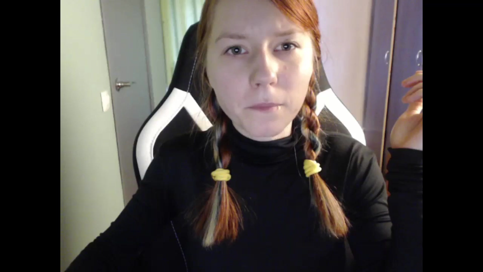 Gallery image thumbnail from NikiFoks18's myfreecams stream on, 09/14/2023, 09:18 image 17 of 20