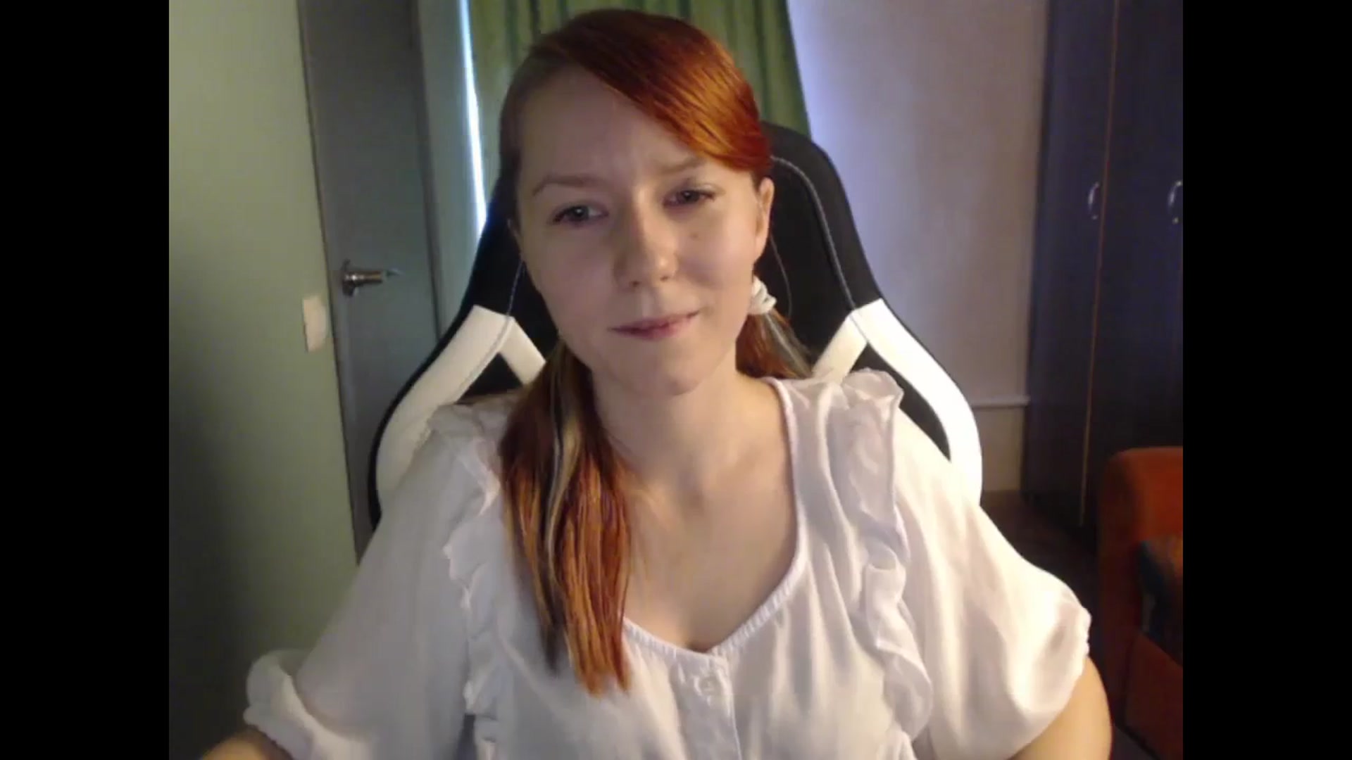 Gallery image thumbnail from NikiFoks18's myfreecams stream on, 09/24/2023, 05:39 image 15 of 20
