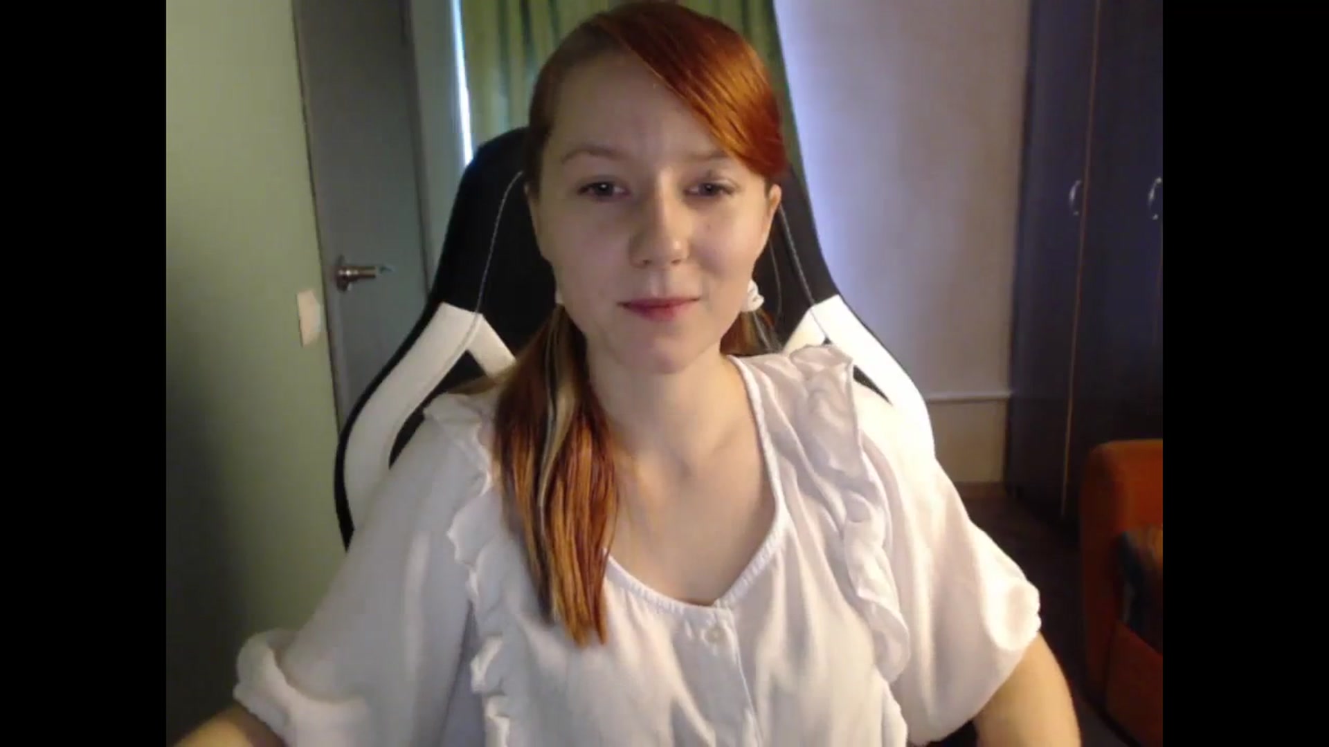 Gallery image thumbnail from NikiFoks18's myfreecams stream on, 09/24/2023, 05:39 image 14 of 20