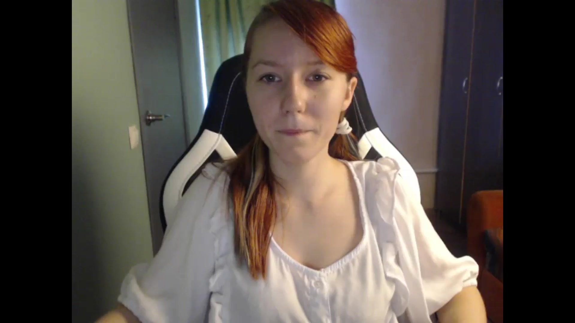 Gallery image thumbnail from NikiFoks18's myfreecams stream on, 09/24/2023, 05:39 image 11 of 20