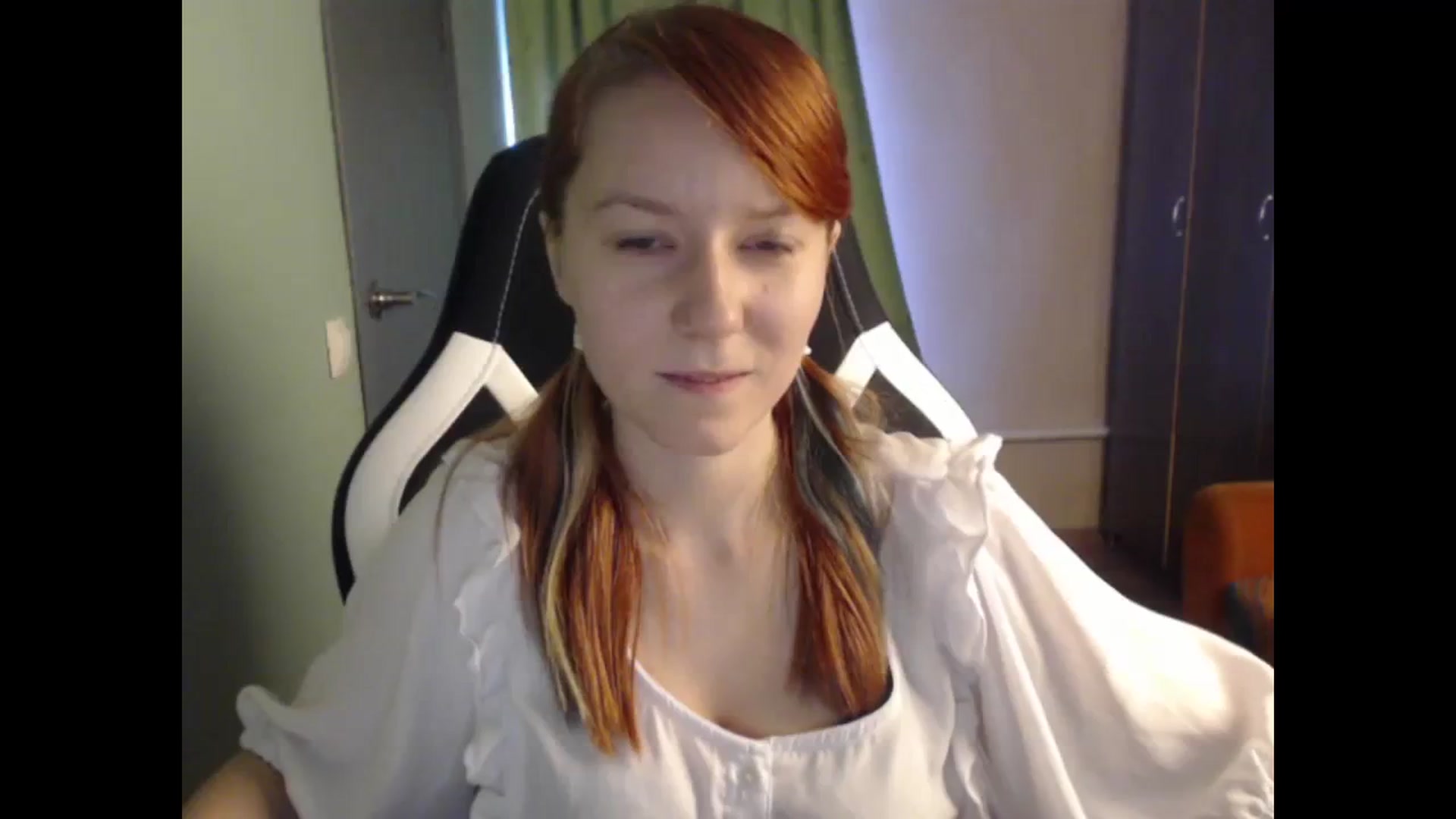 Gallery image thumbnail from NikiFoks18's myfreecams stream on, 09/24/2023, 05:39 image 5 of 20