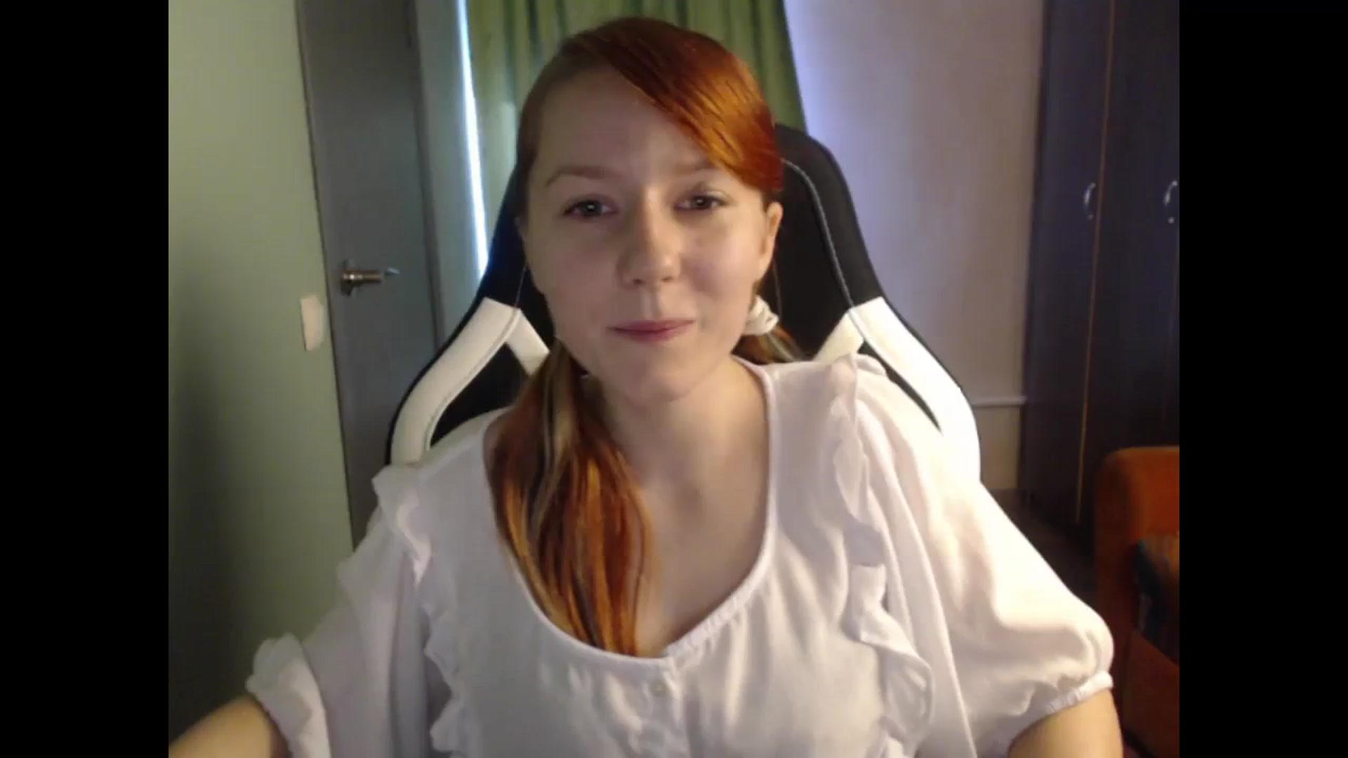 Gallery image thumbnail from NikiFoks18's myfreecams stream on, 09/24/2023, 05:39 image 19 of 20