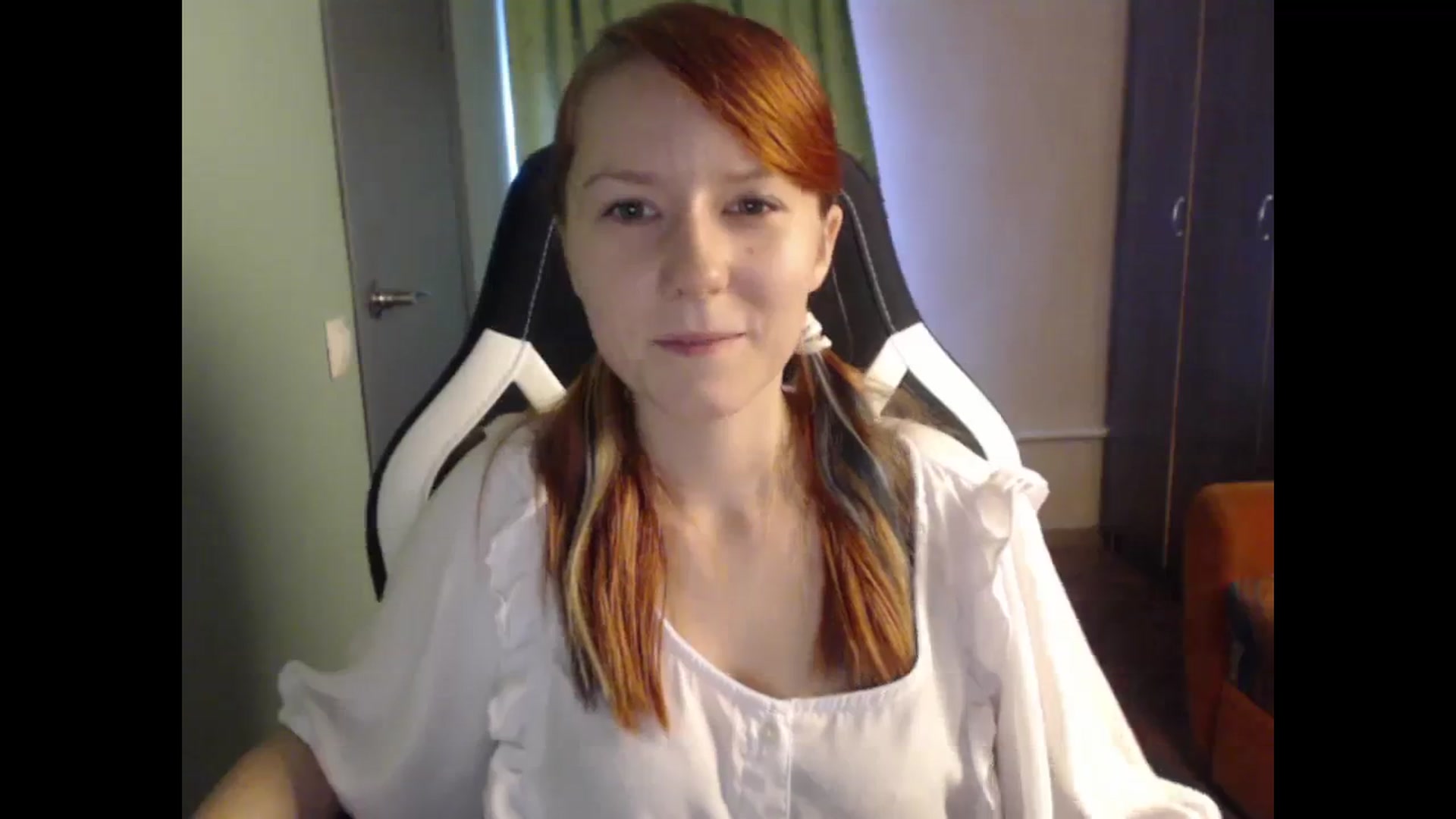 Gallery image thumbnail from NikiFoks18's myfreecams stream on, 09/24/2023, 05:39 image 6 of 20