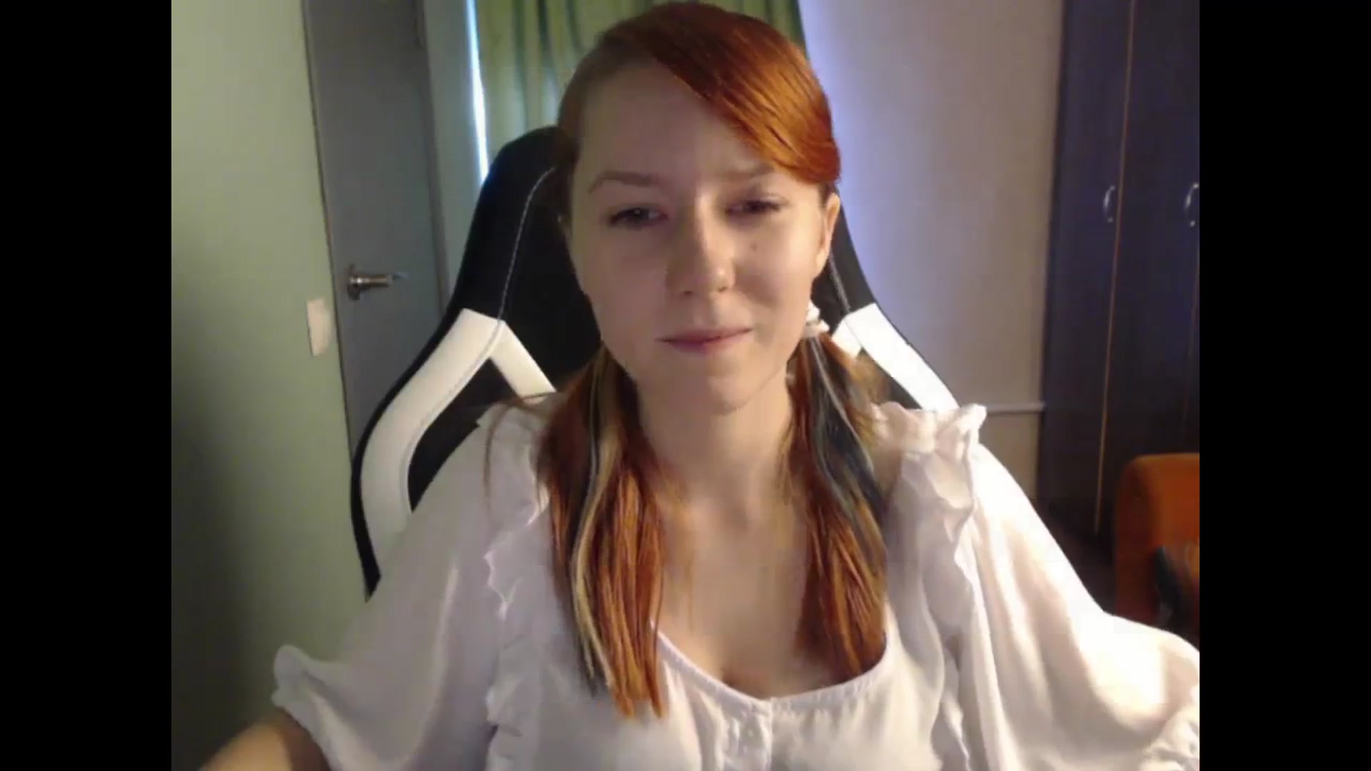 Gallery image thumbnail from NikiFoks18's myfreecams stream on, 09/24/2023, 05:39 image 4 of 20