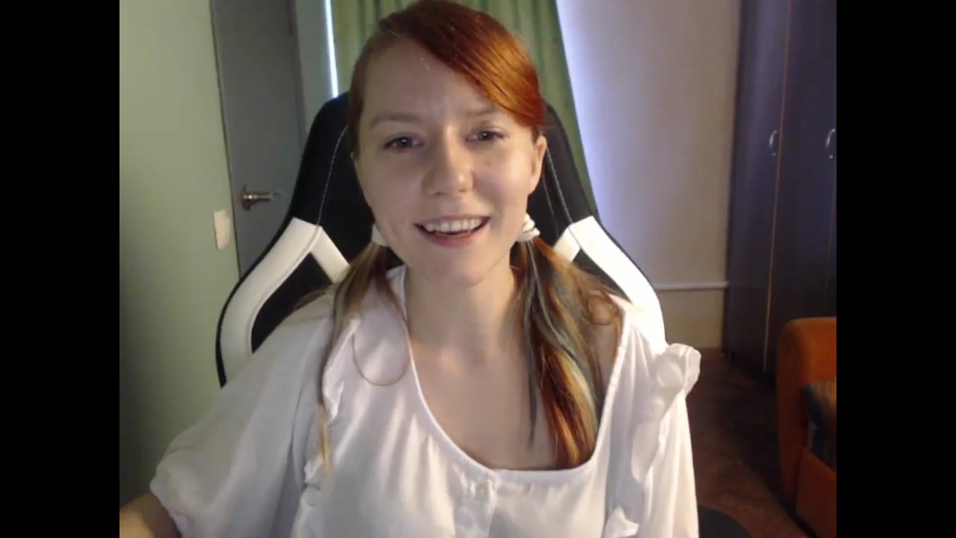 Gallery image thumbnail from NikiFoks18's myfreecams stream on, 09/24/2023, 08:55 image 3 of 20