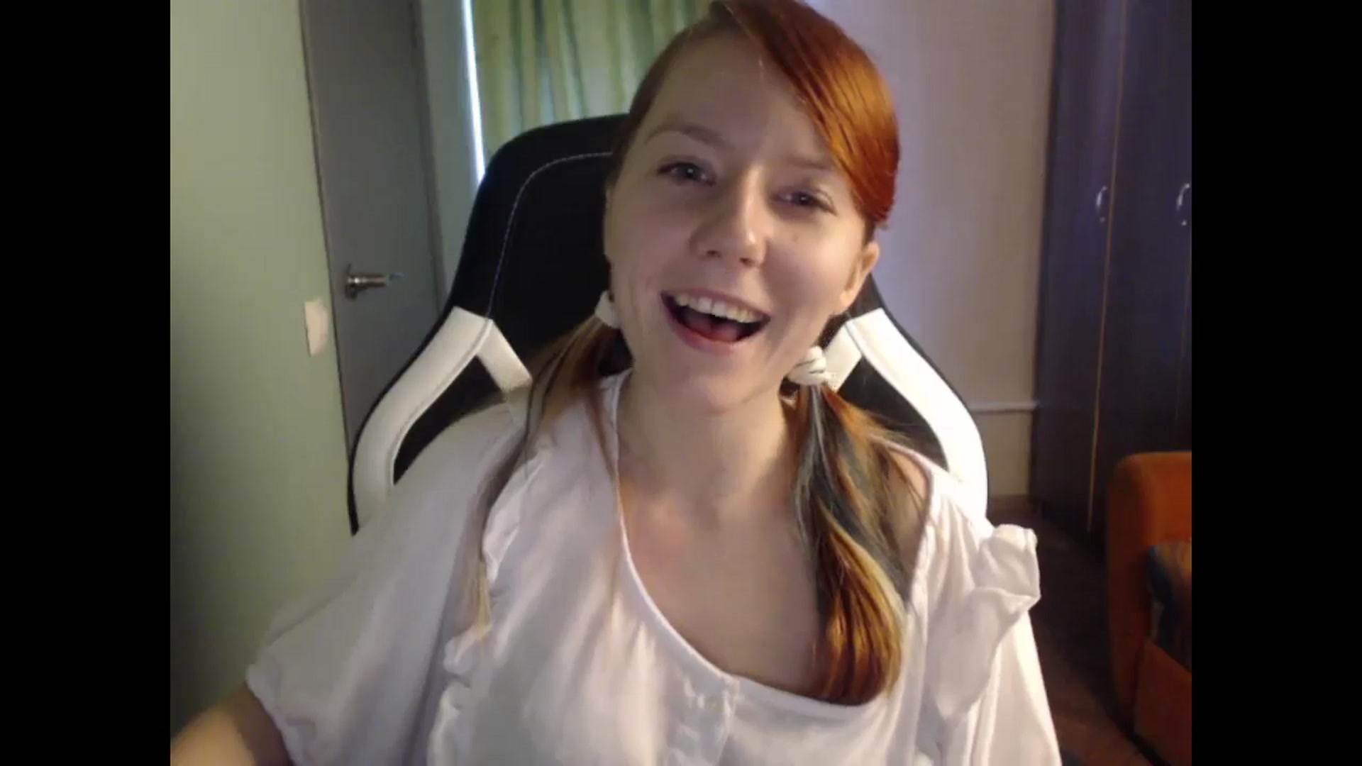 Gallery image thumbnail from NikiFoks18's myfreecams stream on, 09/24/2023, 08:55 image 6 of 20