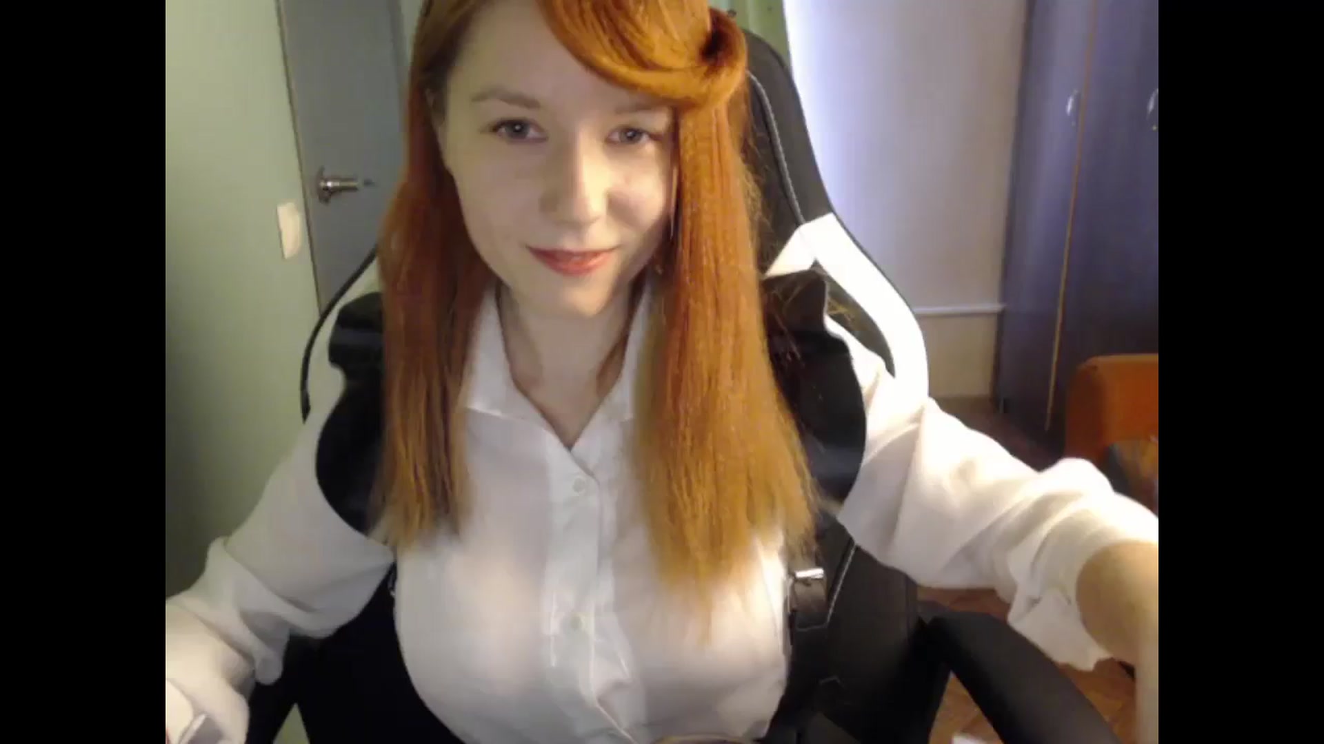 Gallery image thumbnail from NikiFoks18's myfreecams stream on, 10/03/2023, 07:18 image 1 of 20