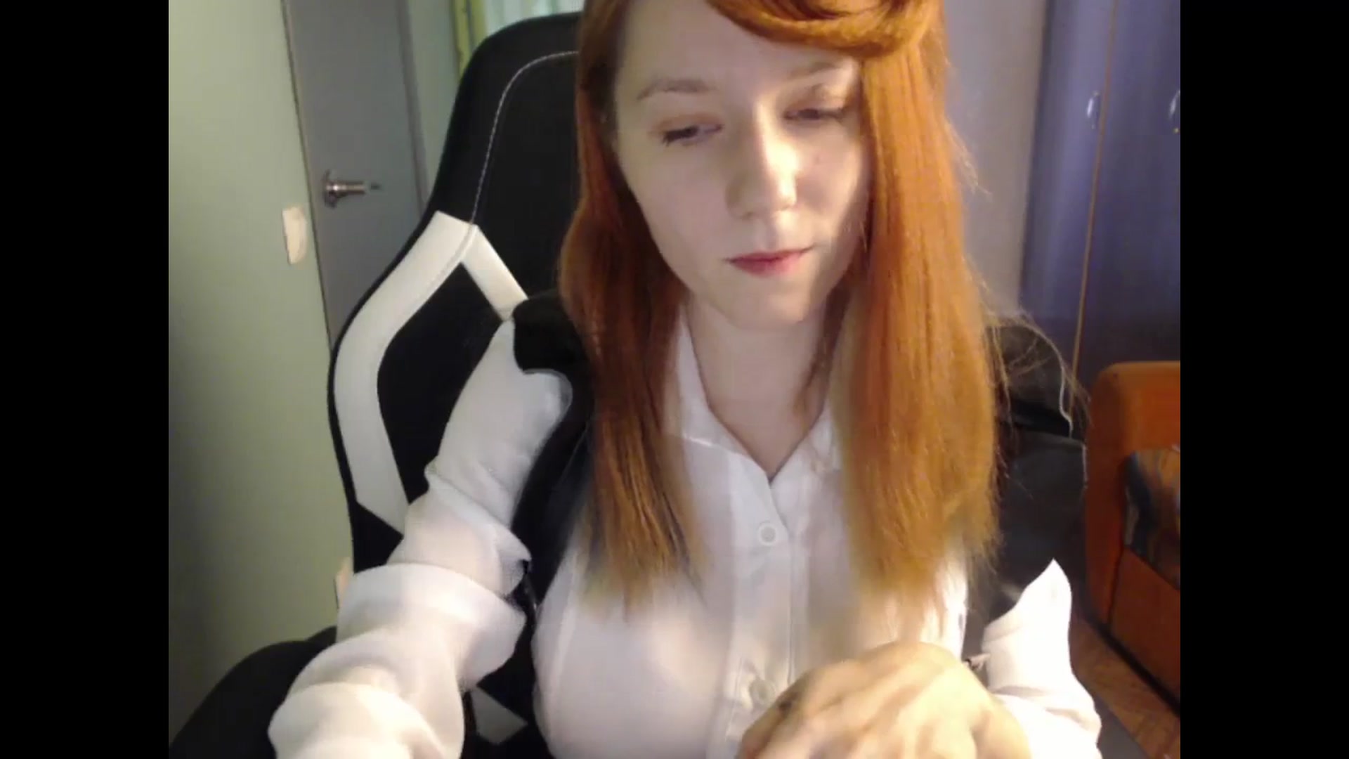 Gallery image thumbnail from NikiFoks18's myfreecams stream on, 10/03/2023, 07:18 image 3 of 20