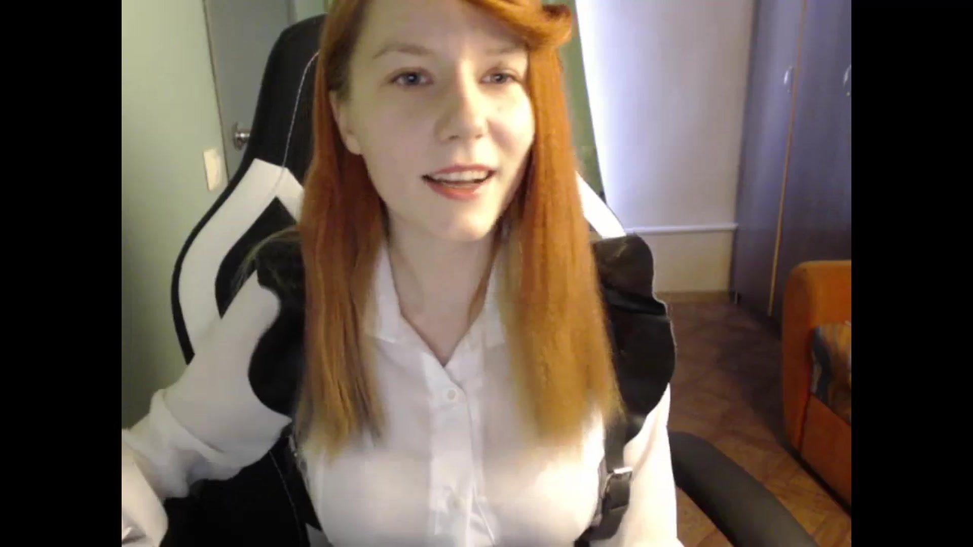 Gallery image thumbnail from NikiFoks18's myfreecams stream on, 10/03/2023, 07:18 image 18 of 20