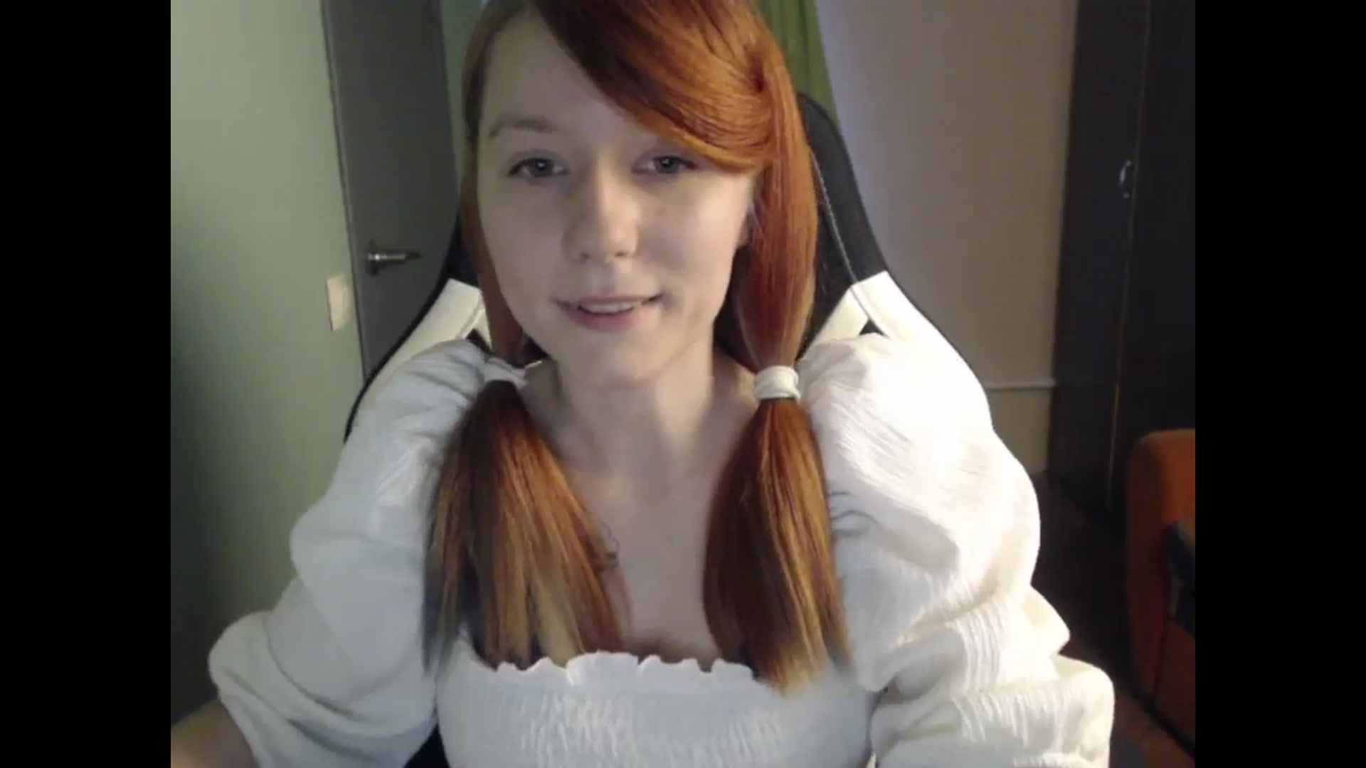Gallery image thumbnail from NikiFoks18's myfreecams stream on, 10/09/2023, 07:49 image 11 of 20
