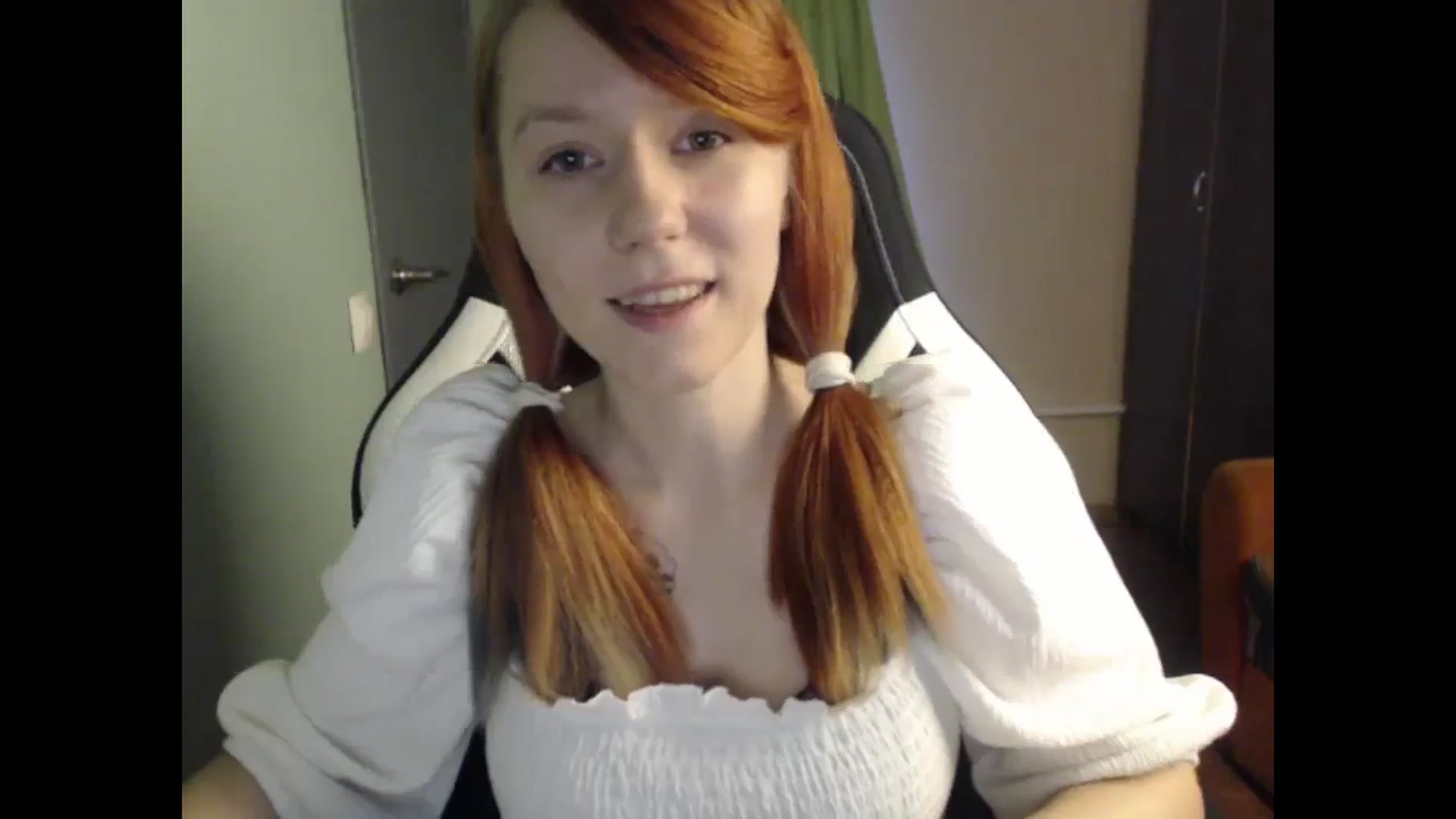 Gallery image thumbnail from NikiFoks18's myfreecams stream on, 10/09/2023, 07:49 image 17 of 20