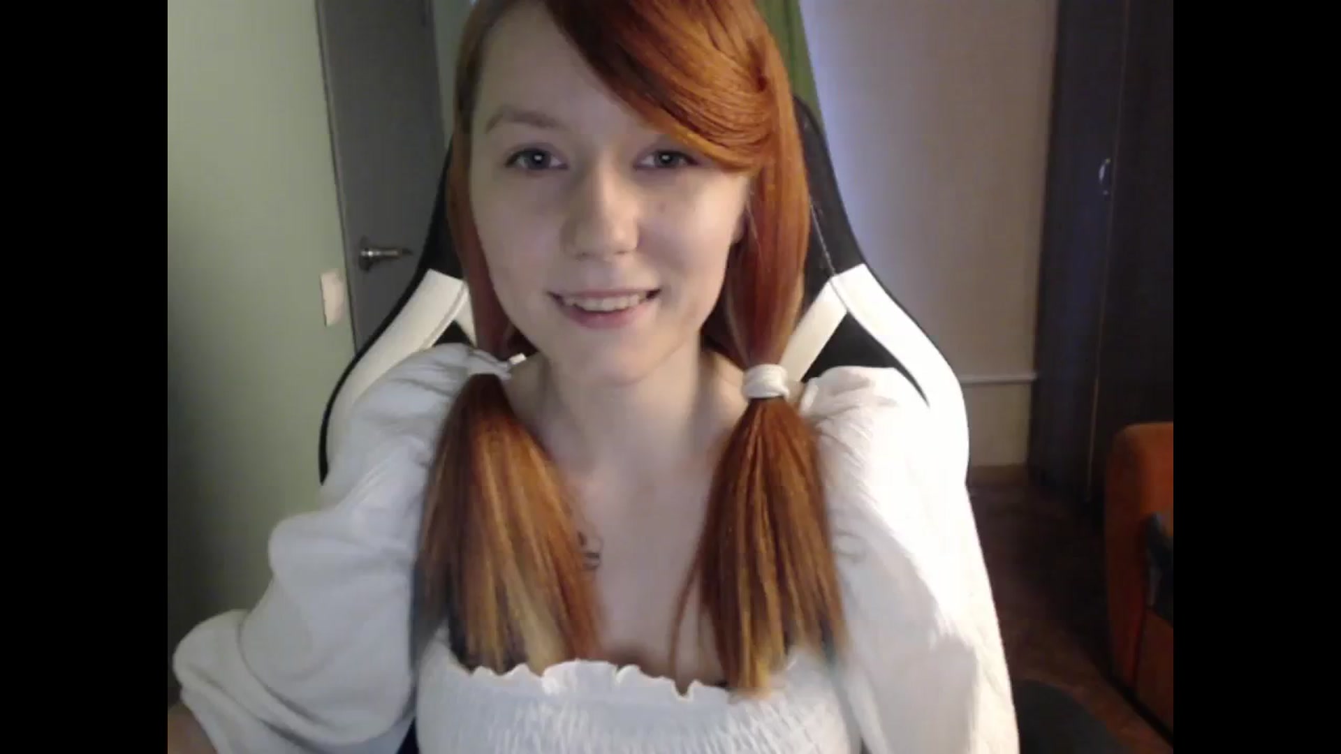 Gallery image thumbnail from NikiFoks18's myfreecams stream on, 10/09/2023, 07:49 image 20 of 20
