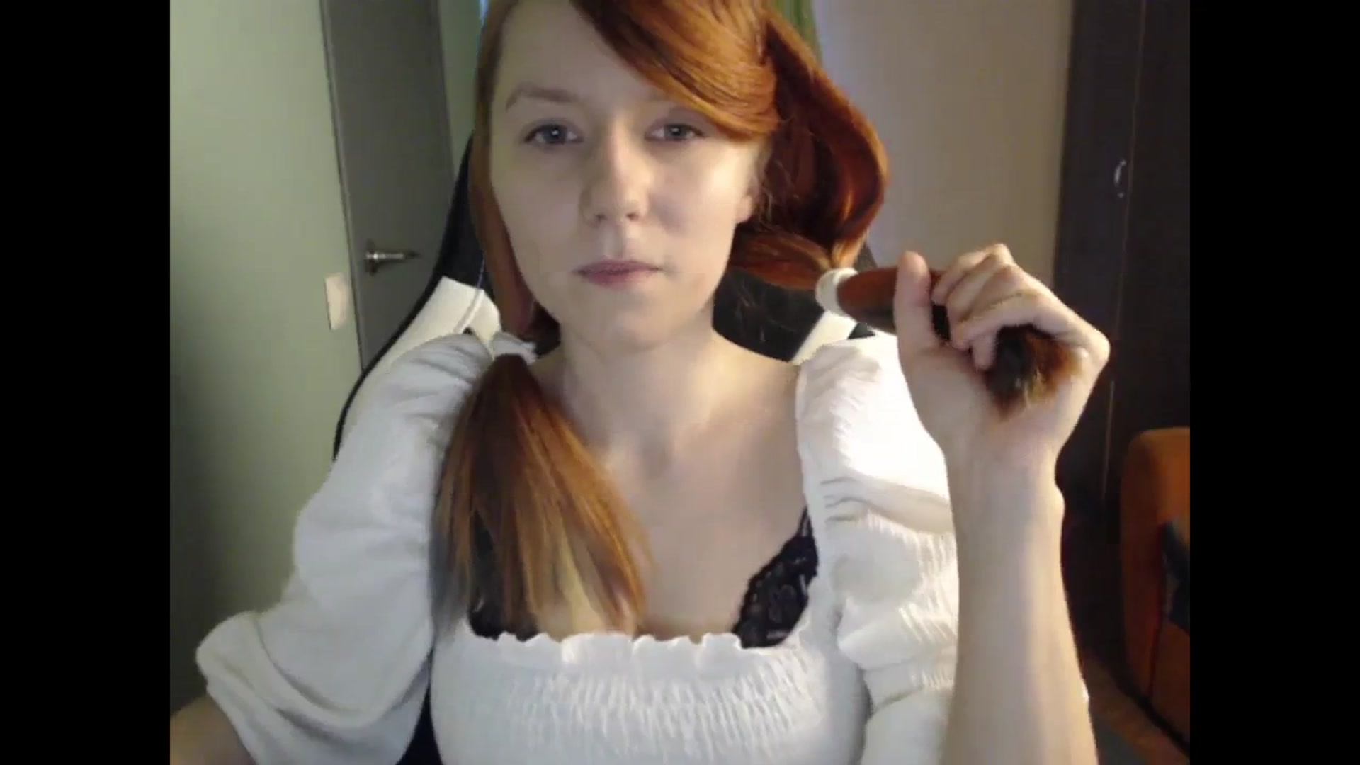 Gallery image thumbnail from NikiFoks18's myfreecams stream on, 10/09/2023, 07:49 image 10 of 20