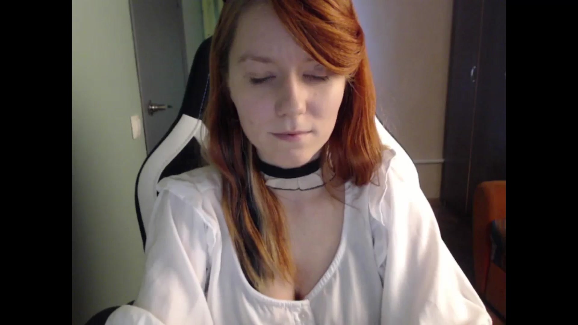 Gallery image thumbnail from NikiFoks18's myfreecams stream on, 10/10/2023, 07:50 image 2 of 20