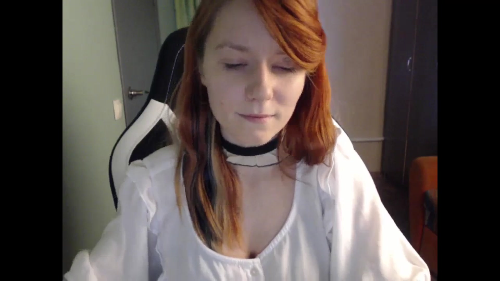 Gallery image thumbnail from NikiFoks18's myfreecams stream on, 10/10/2023, 07:50 image 4 of 20