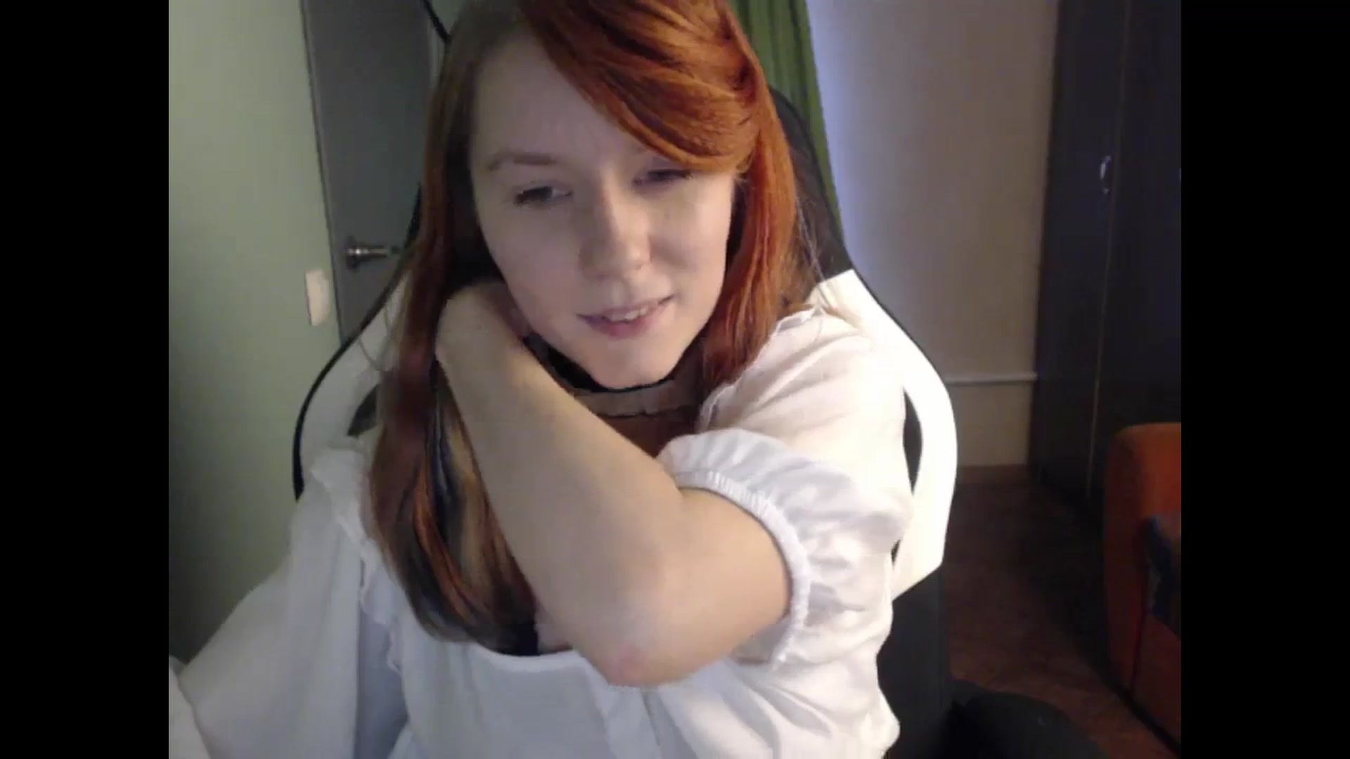 Gallery image thumbnail from NikiFoks18's myfreecams stream on, 10/10/2023, 07:50 image 6 of 20