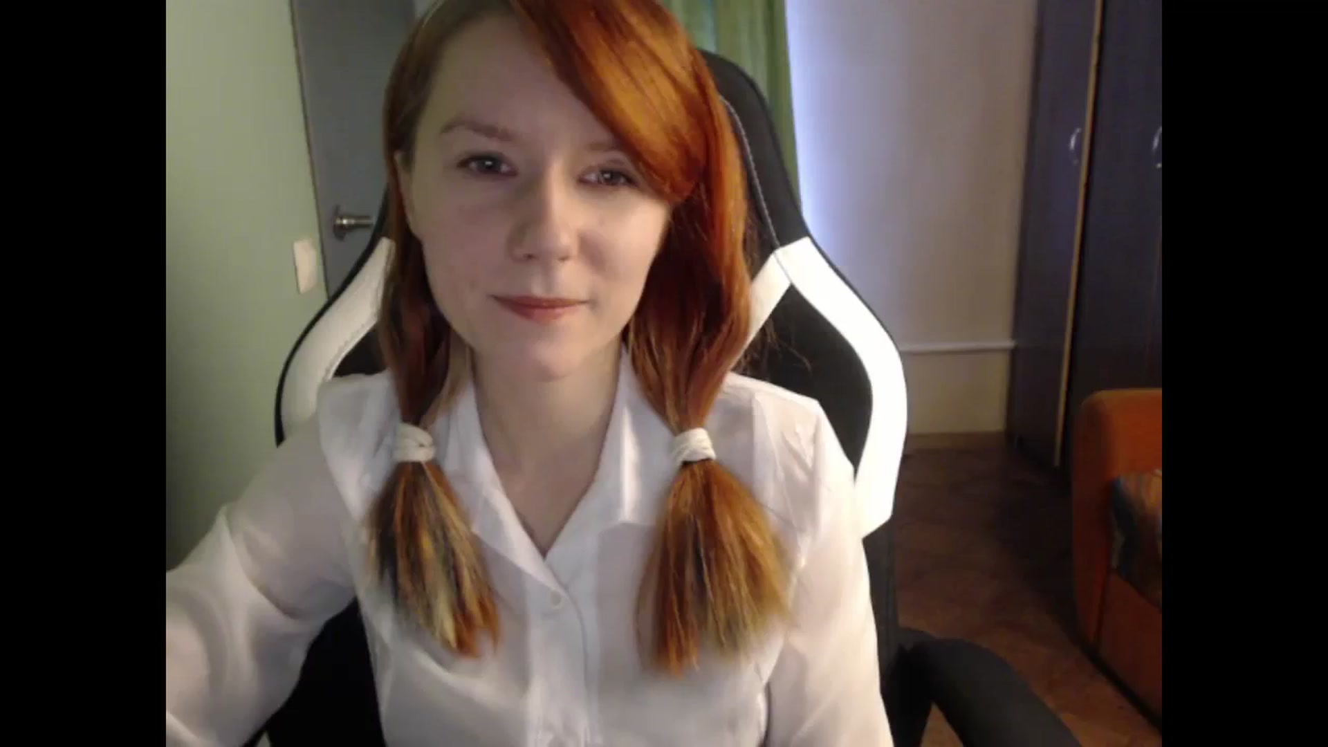 Gallery image thumbnail from NikiFoks18's myfreecams stream on, 10/12/2023, 09:14 image 1 of 20