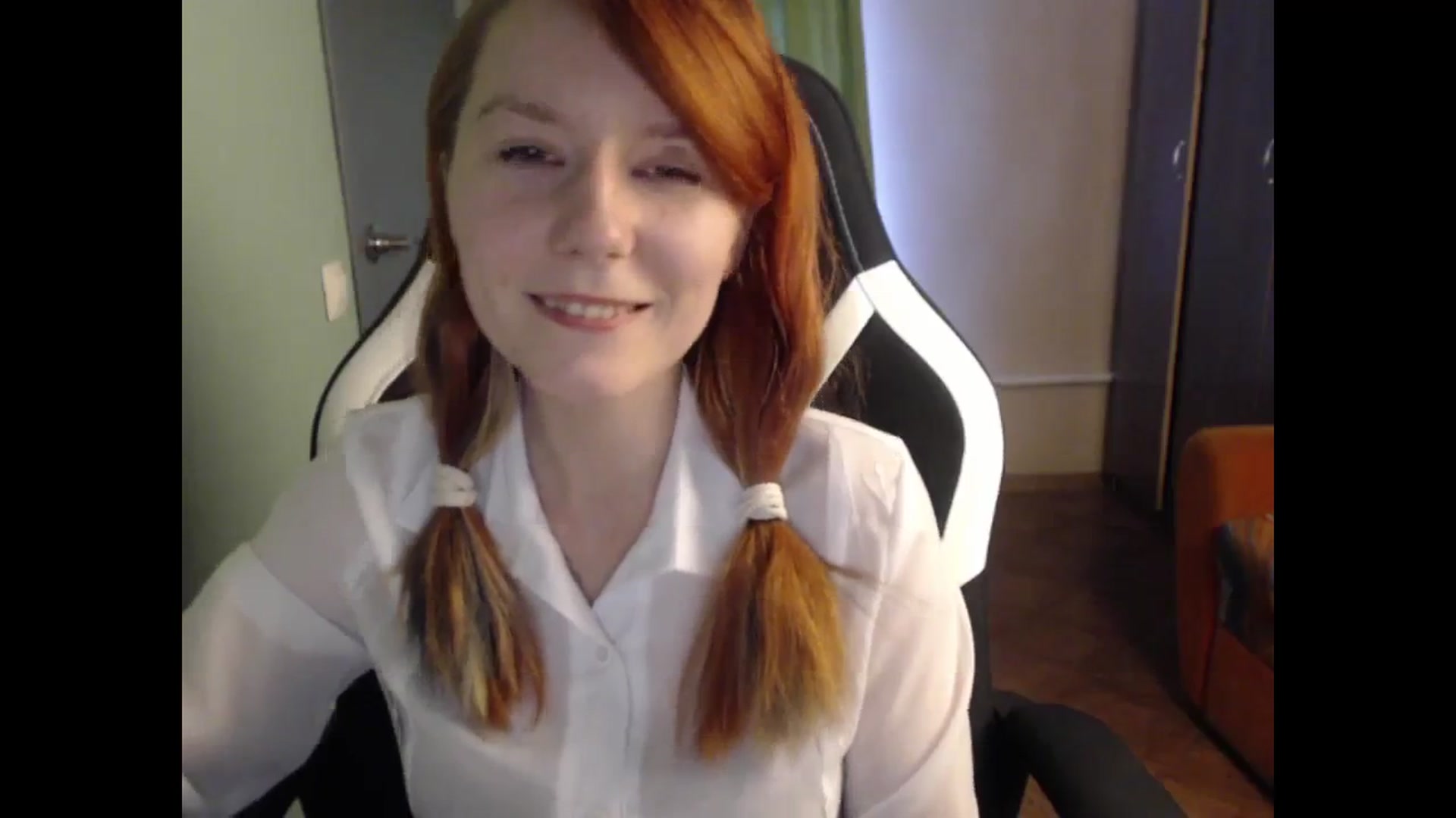 Gallery image thumbnail from NikiFoks18's myfreecams stream on, 10/12/2023, 09:14 image 18 of 20