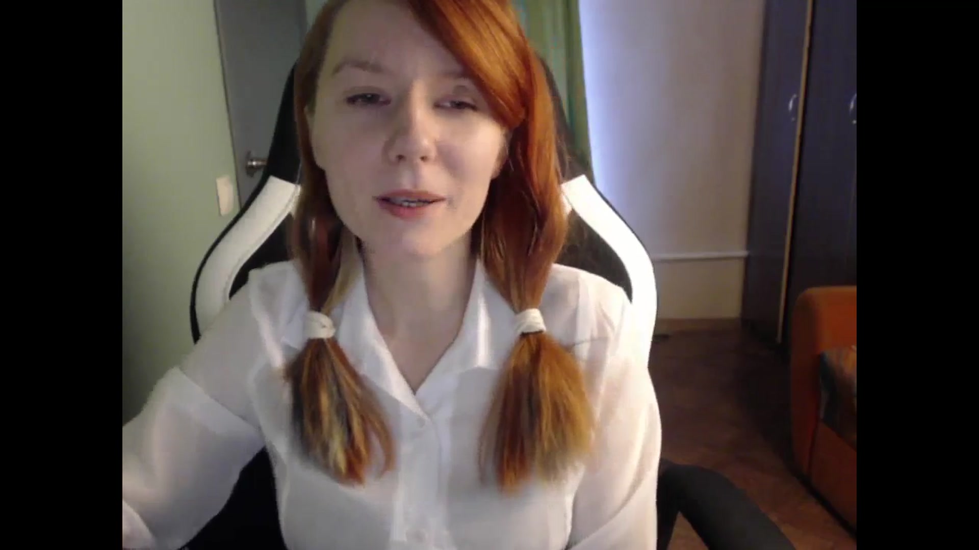 Gallery image thumbnail from NikiFoks18's myfreecams stream on, 10/12/2023, 09:14 image 15 of 20