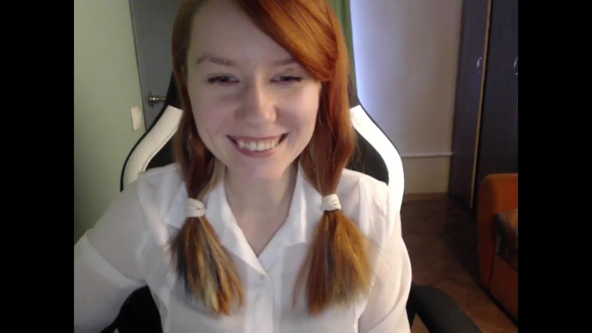 Gallery image thumbnail from NikiFoks18's myfreecams stream on, 10/12/2023, 09:14 image 16 of 20