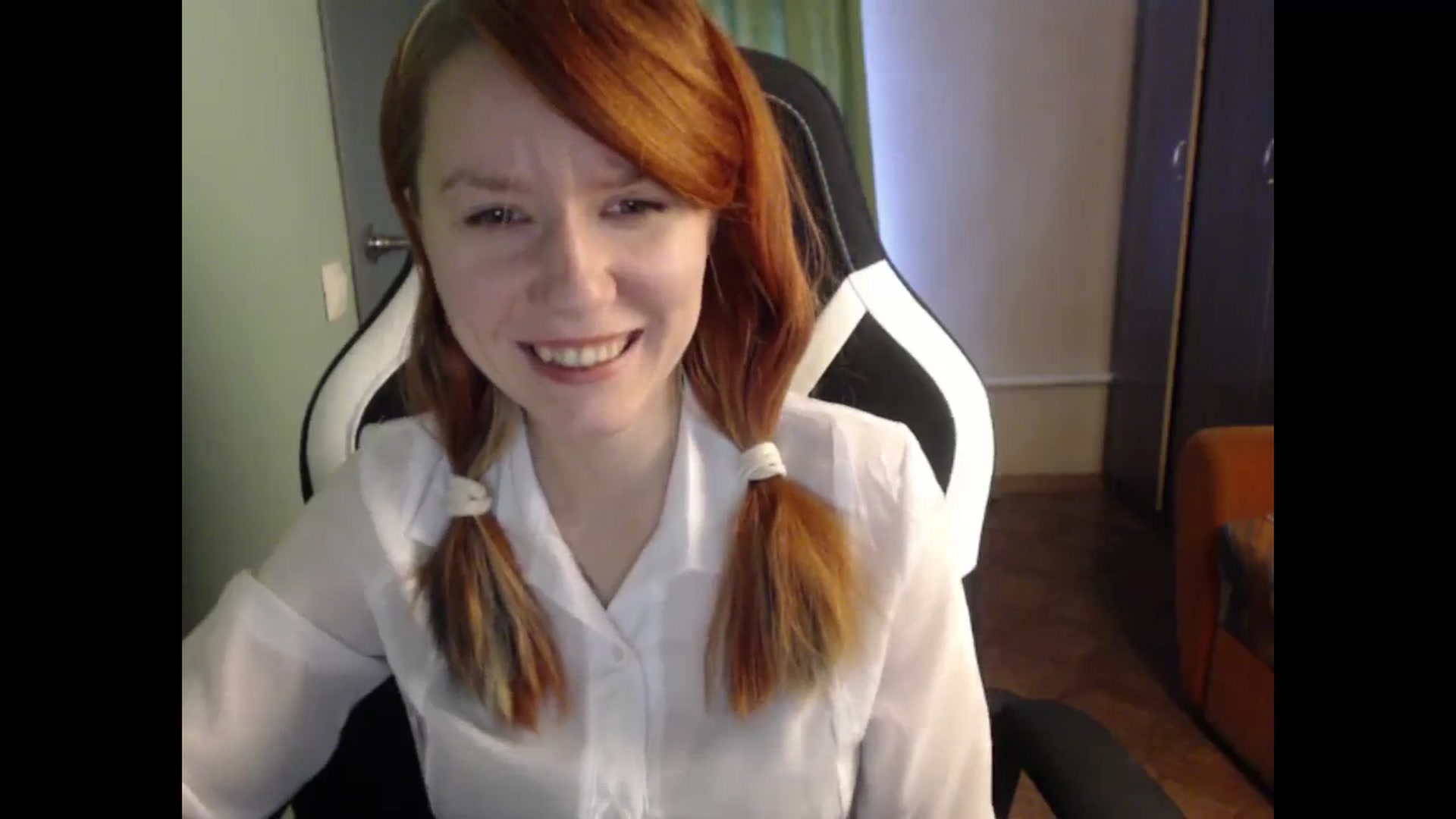 Gallery image thumbnail from NikiFoks18's myfreecams stream on, 10/12/2023, 09:14 image 8 of 20