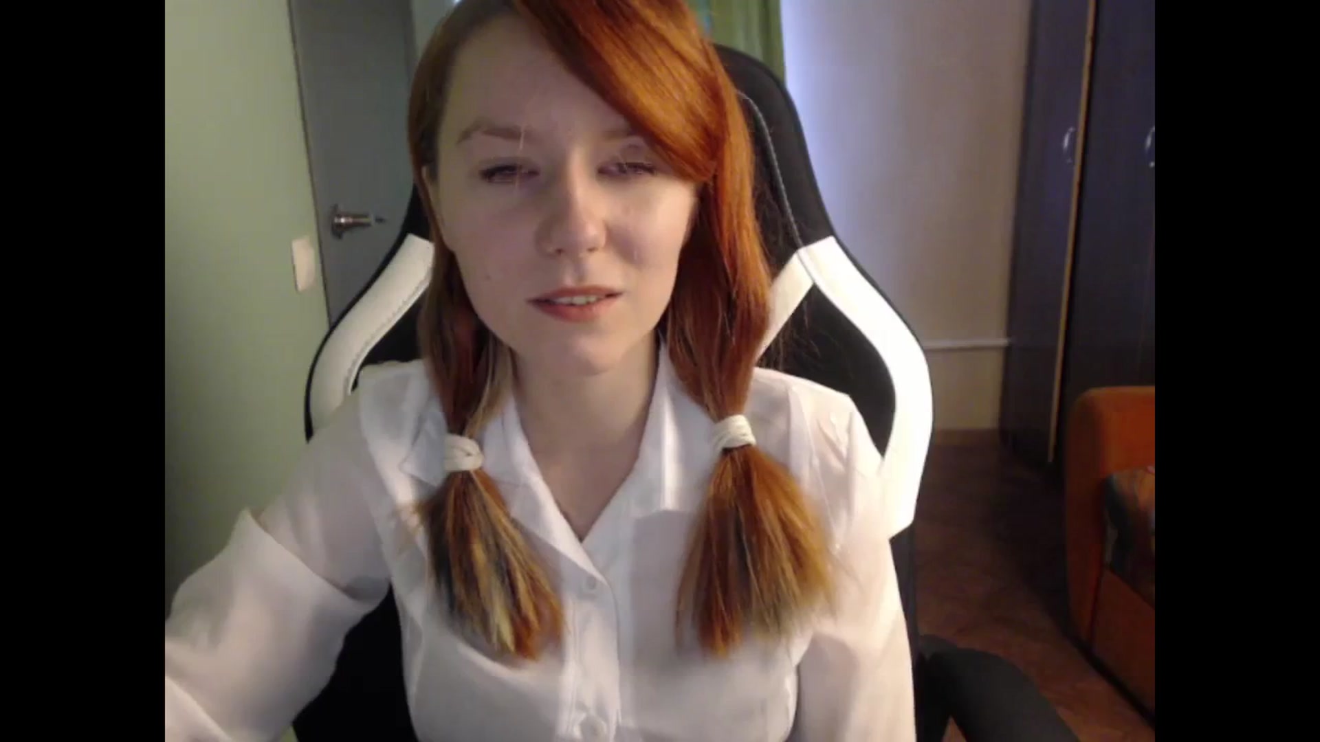 Gallery image thumbnail from NikiFoks18's myfreecams stream on, 10/12/2023, 09:14 image 2 of 20