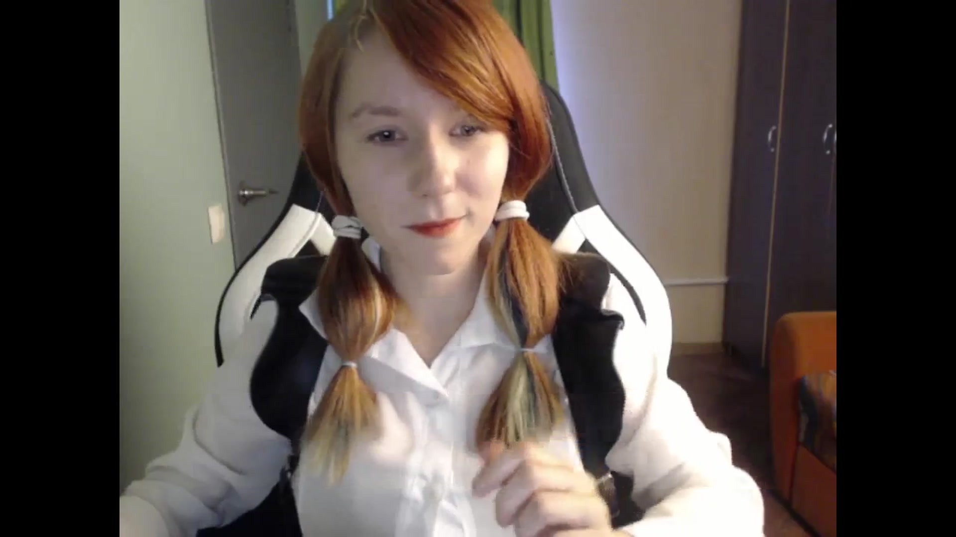 Gallery image thumbnail from NikiFoks18's myfreecams stream on, 10/13/2023, 09:27 image 2 of 20