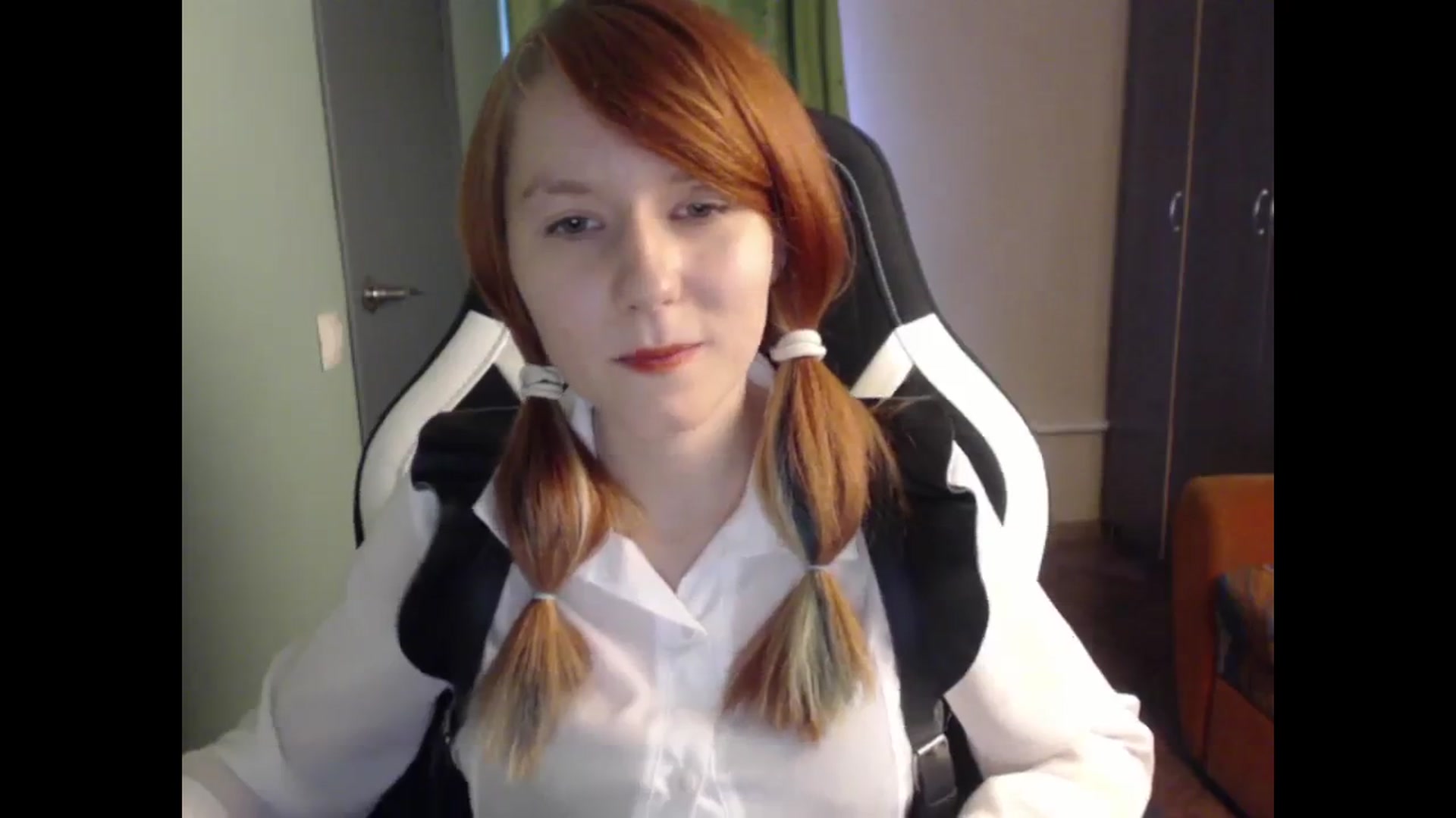 Gallery image thumbnail from NikiFoks18's myfreecams stream on, 10/13/2023, 09:27 image 5 of 20