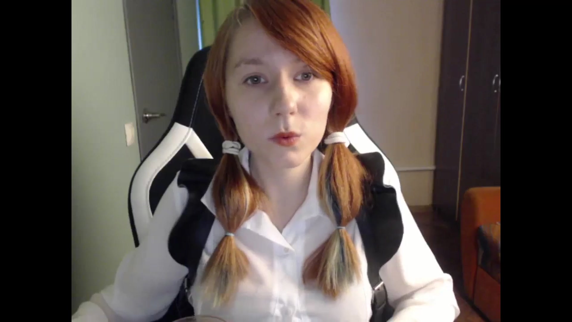 Gallery image thumbnail from NikiFoks18's myfreecams stream on, 10/13/2023, 09:27 image 8 of 20