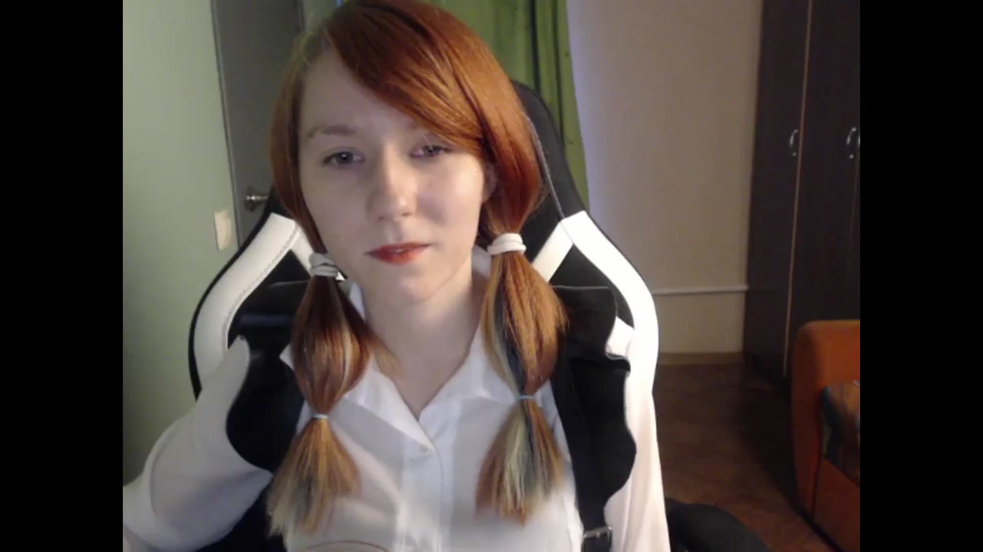 Gallery image thumbnail from NikiFoks18's myfreecams stream on, 10/13/2023, 09:27 image 10 of 20
