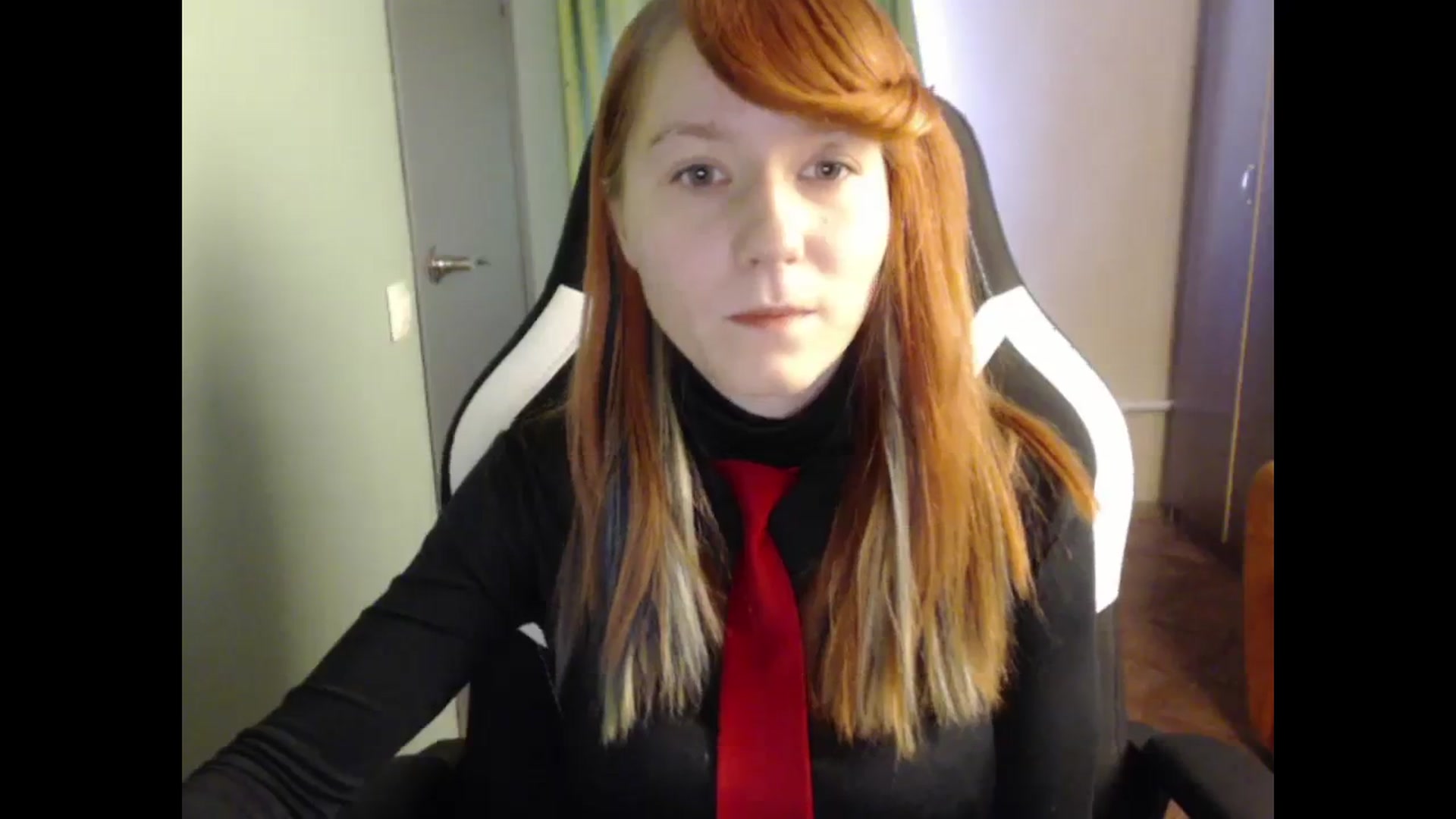 Gallery image thumbnail from NikiFoks18's myfreecams stream on, 10/16/2023, 07:36 image 8 of 20