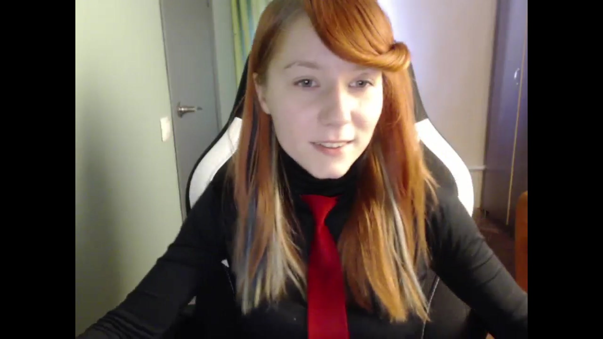 Gallery image thumbnail from NikiFoks18's myfreecams stream on, 10/16/2023, 07:36 image 19 of 20