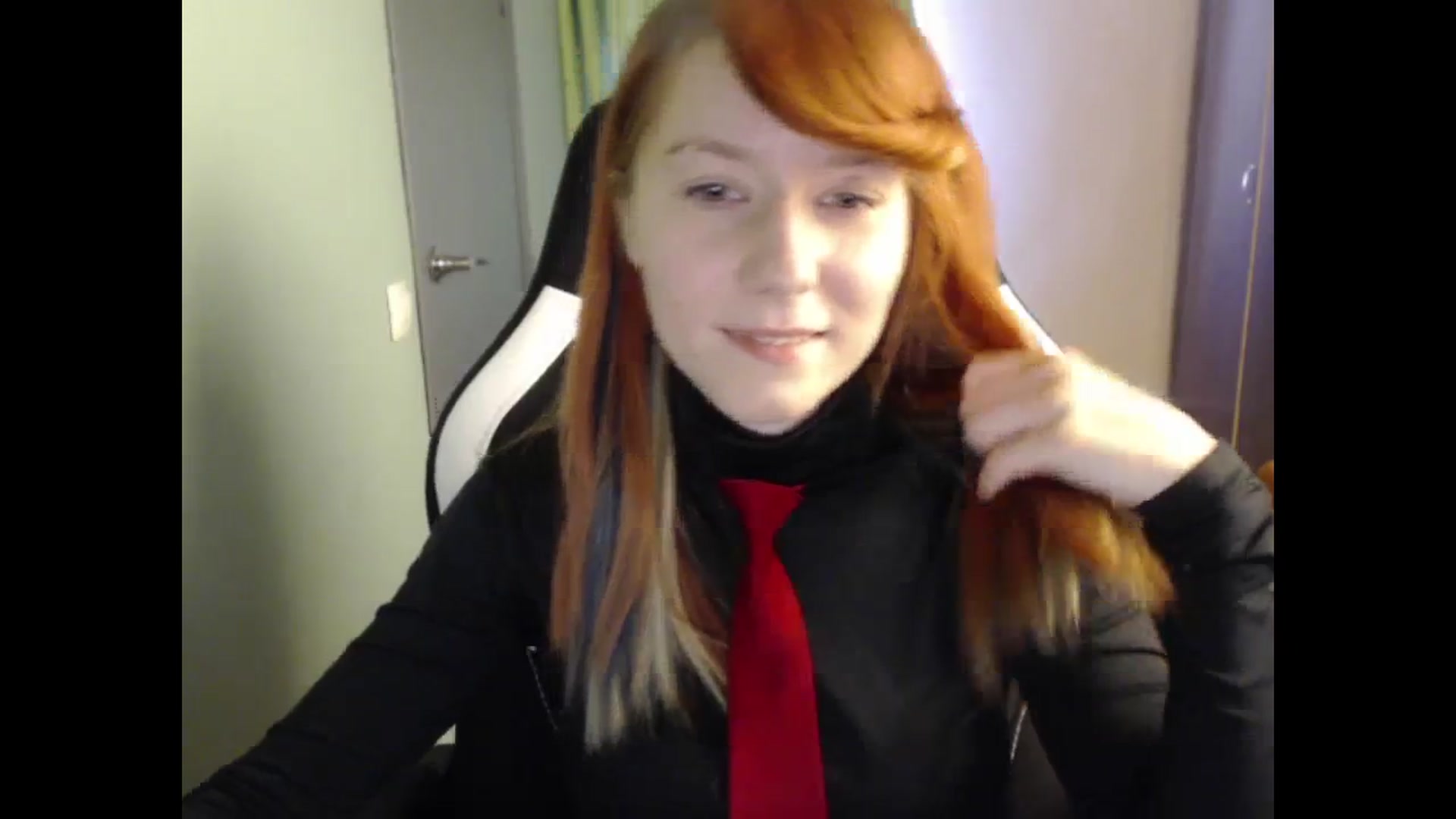 Gallery image thumbnail from NikiFoks18's myfreecams stream on, 10/16/2023, 07:36 image 11 of 20