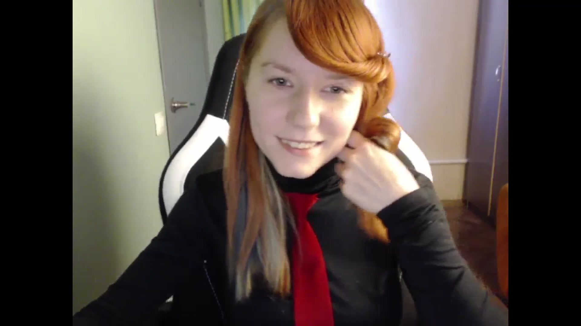 Gallery image thumbnail from NikiFoks18's myfreecams stream on, 10/16/2023, 07:36 image 13 of 20