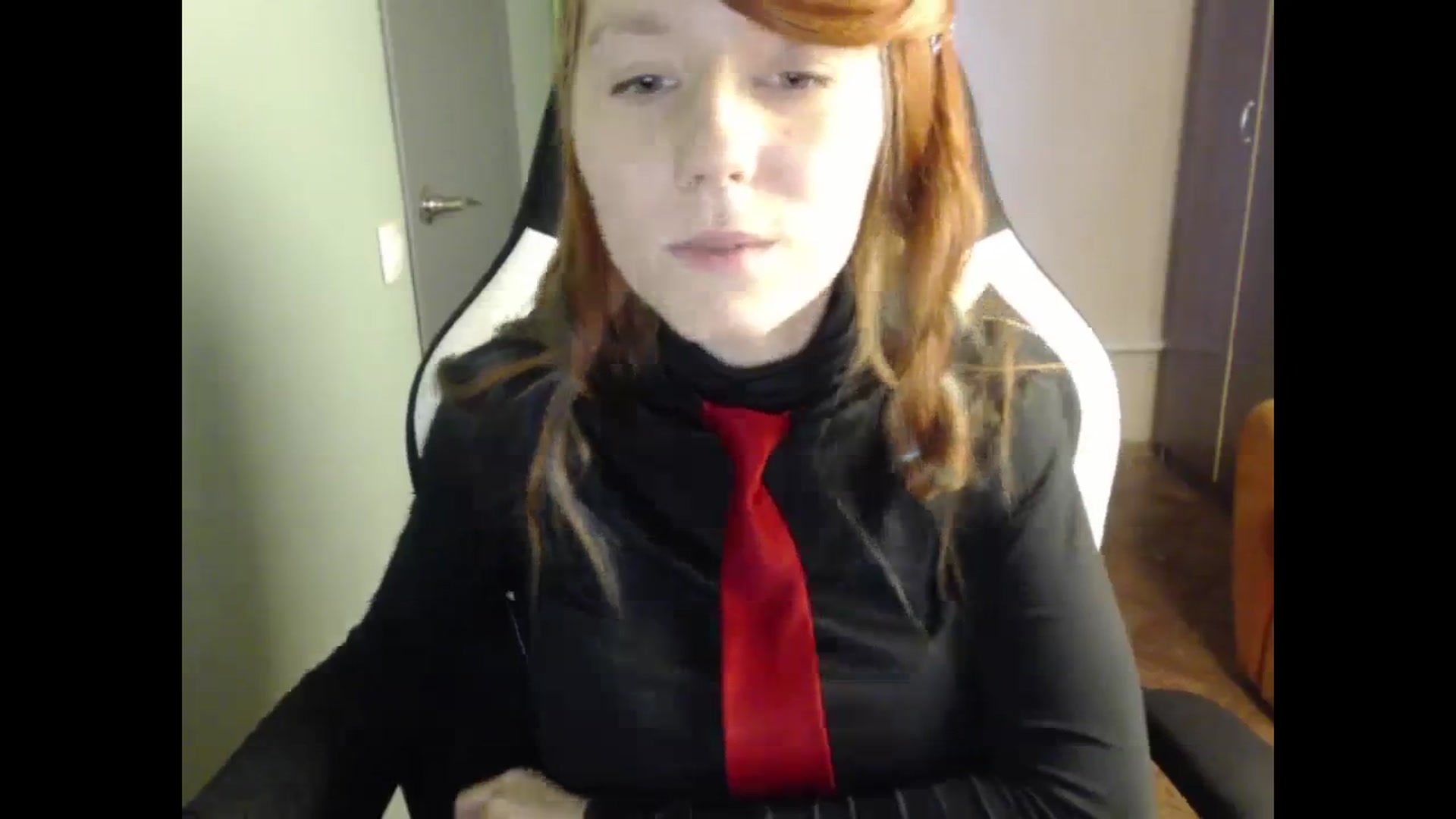 Gallery image thumbnail from NikiFoks18's myfreecams stream on, 10/18/2023, 09:00 image 7 of 20