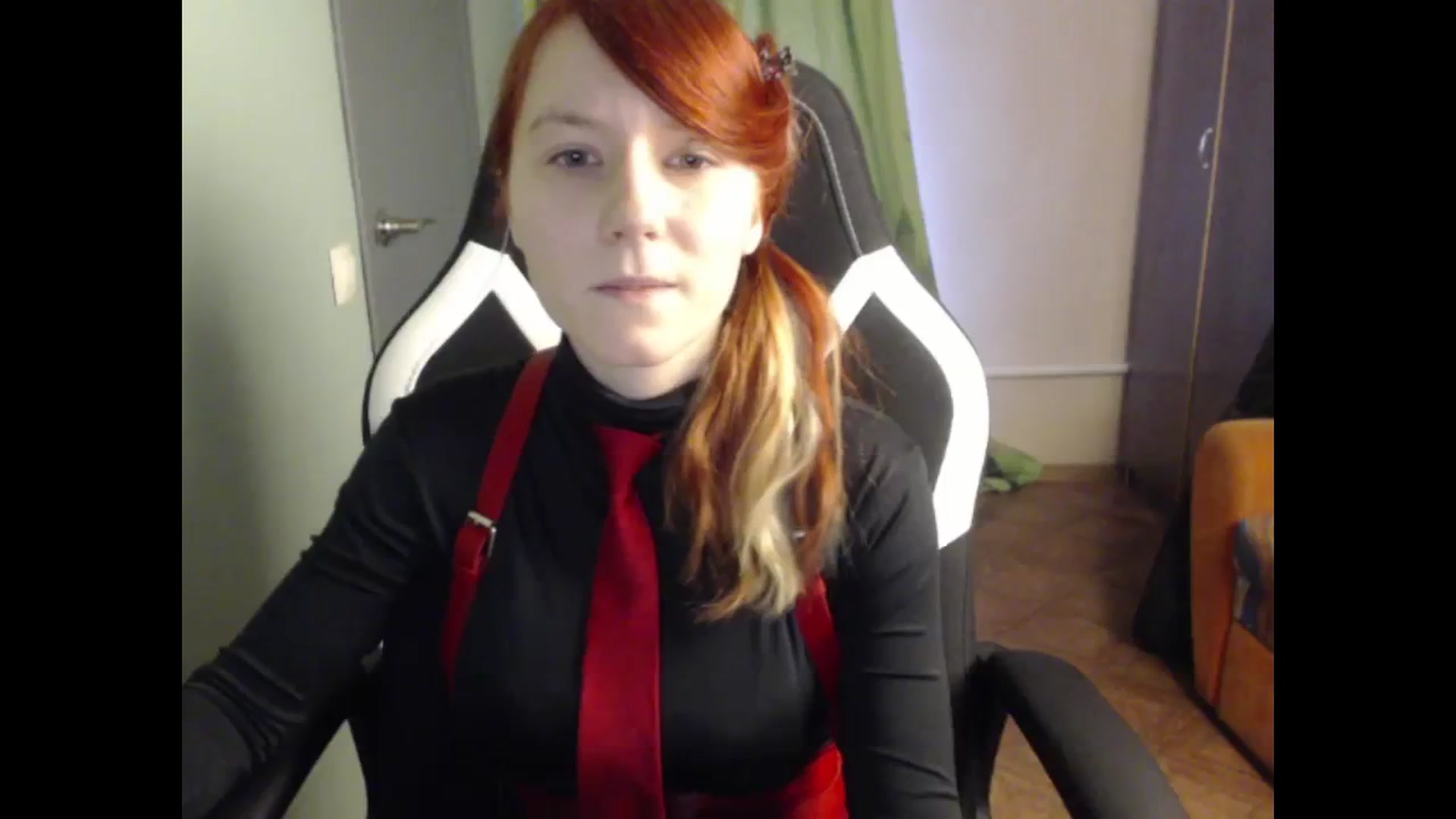 Gallery image thumbnail from NikiFoks18's myfreecams stream on, 11/07/2023, 08:45 image 6 of 20